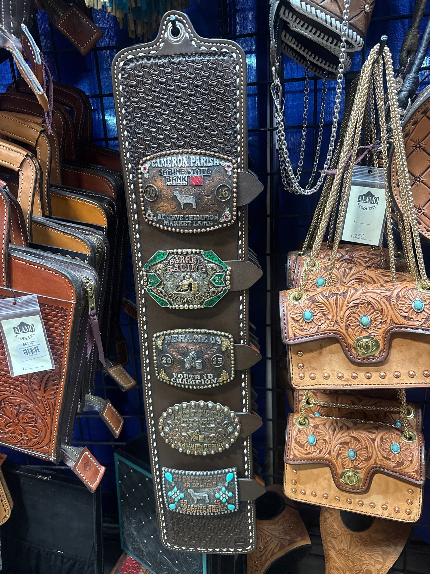 Alamo Saddlery Buckle Holder - Windmill Chocolate