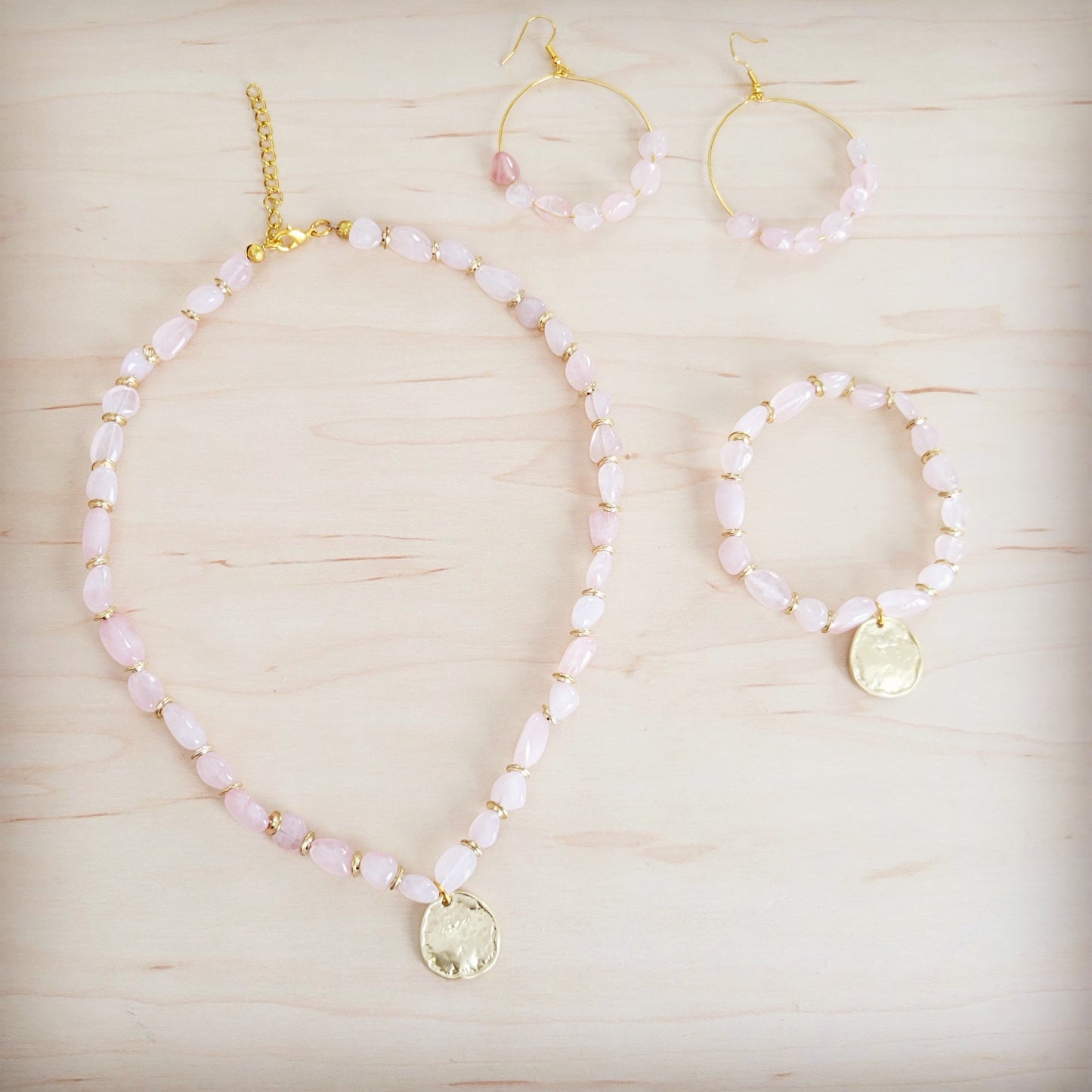 The Jewelry Junkie **Rose Quartz Beaded Stretch Bracelet w/ Gold Coin Charm 811u