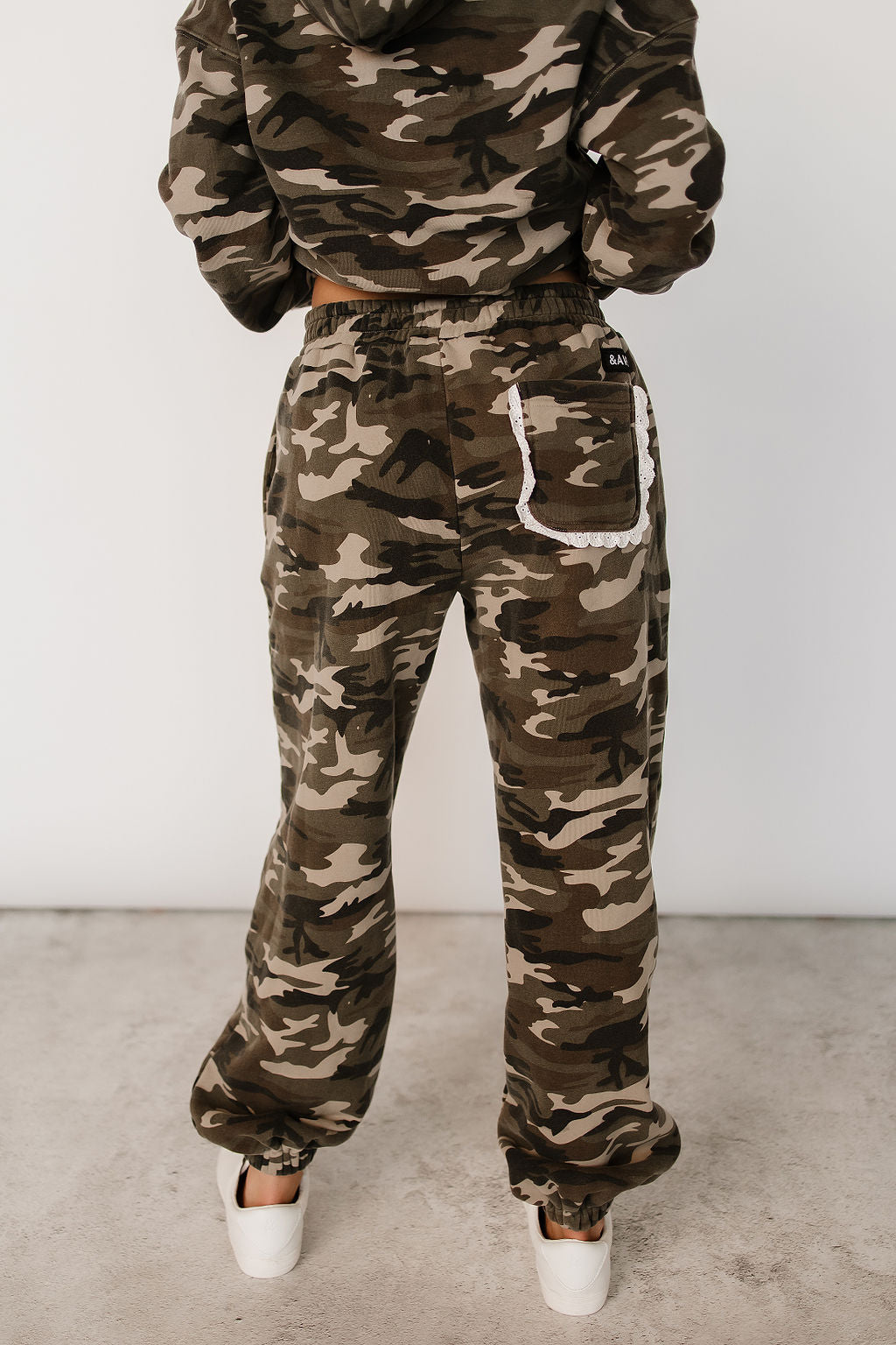 Ampersand Avenue Comfort Zone Joggers - Camo Lace