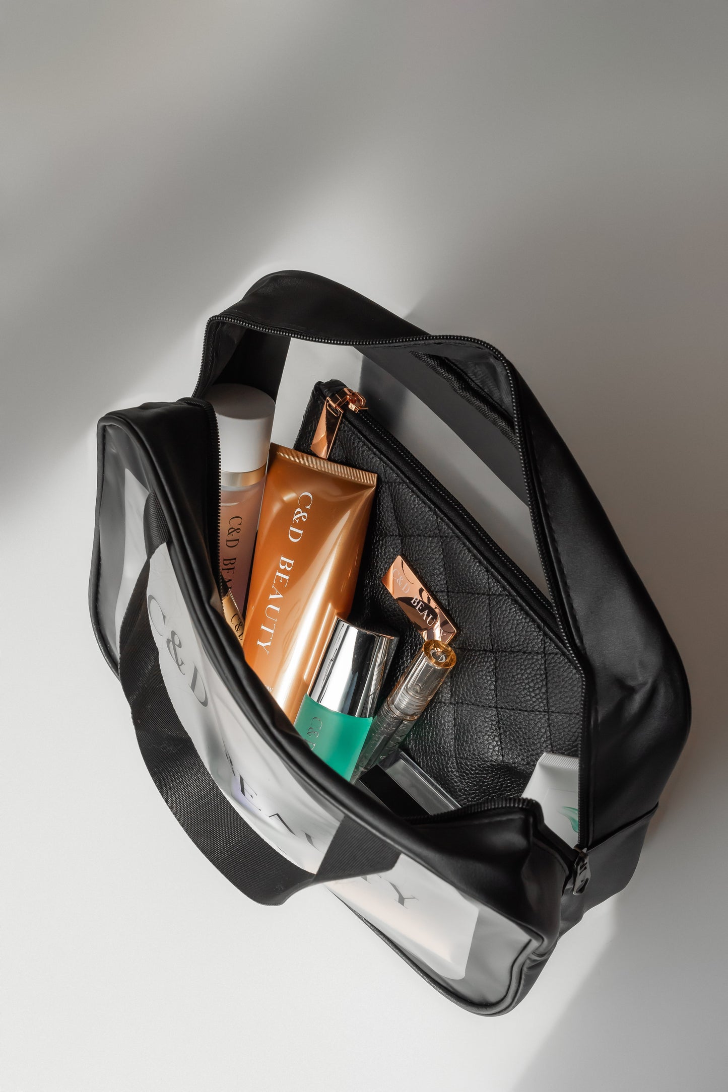 C & D Beauty Deluxe Beauty Bag
