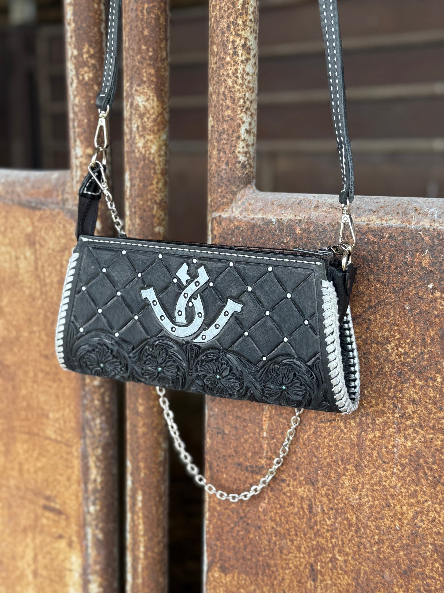 Alamo Saddlery Pony Purse- Horse Shoe