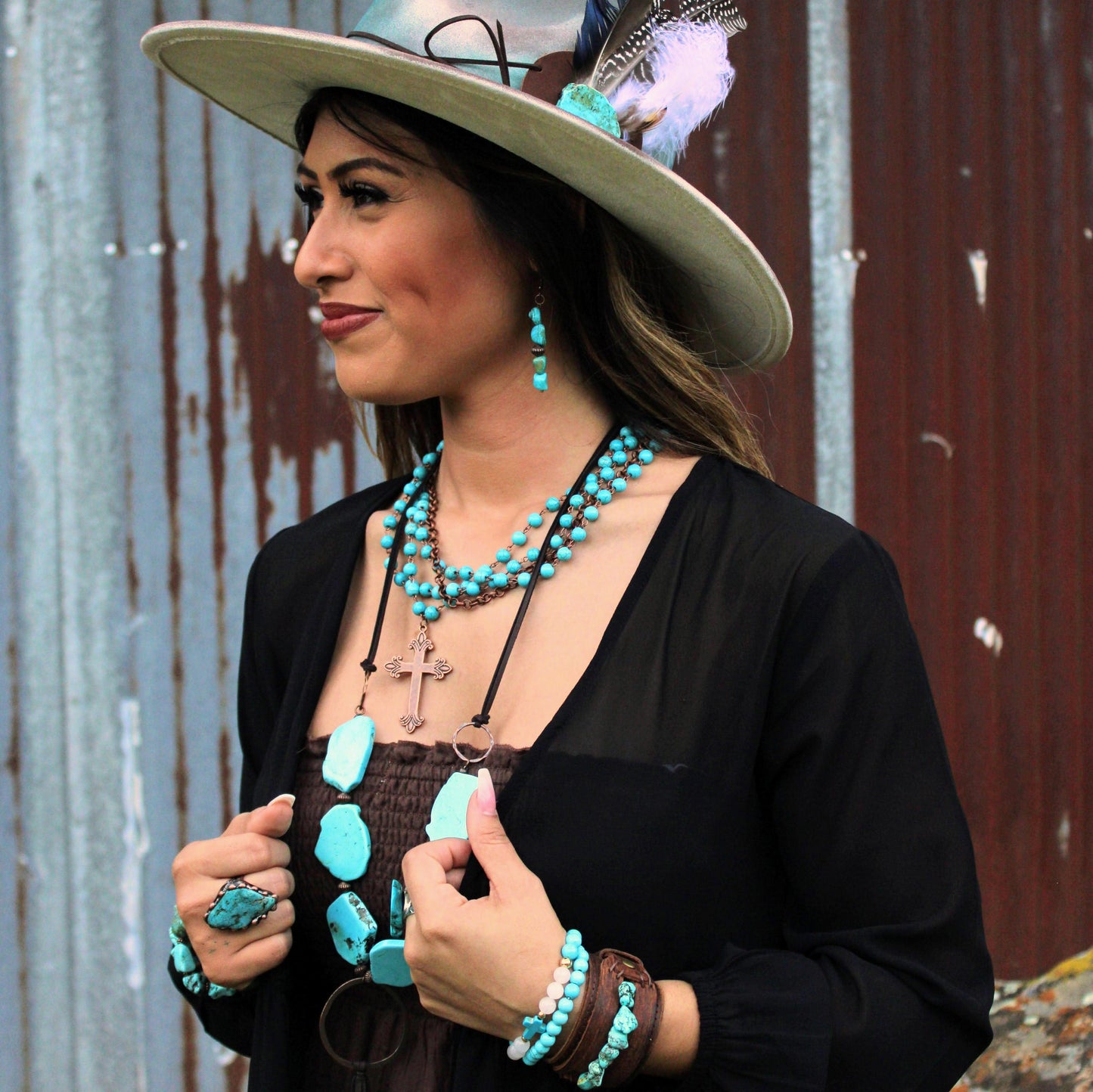 The Jewelry Junkie Blue Turquoise Beaded Collar Necklace w/ Cross Pendant 260y