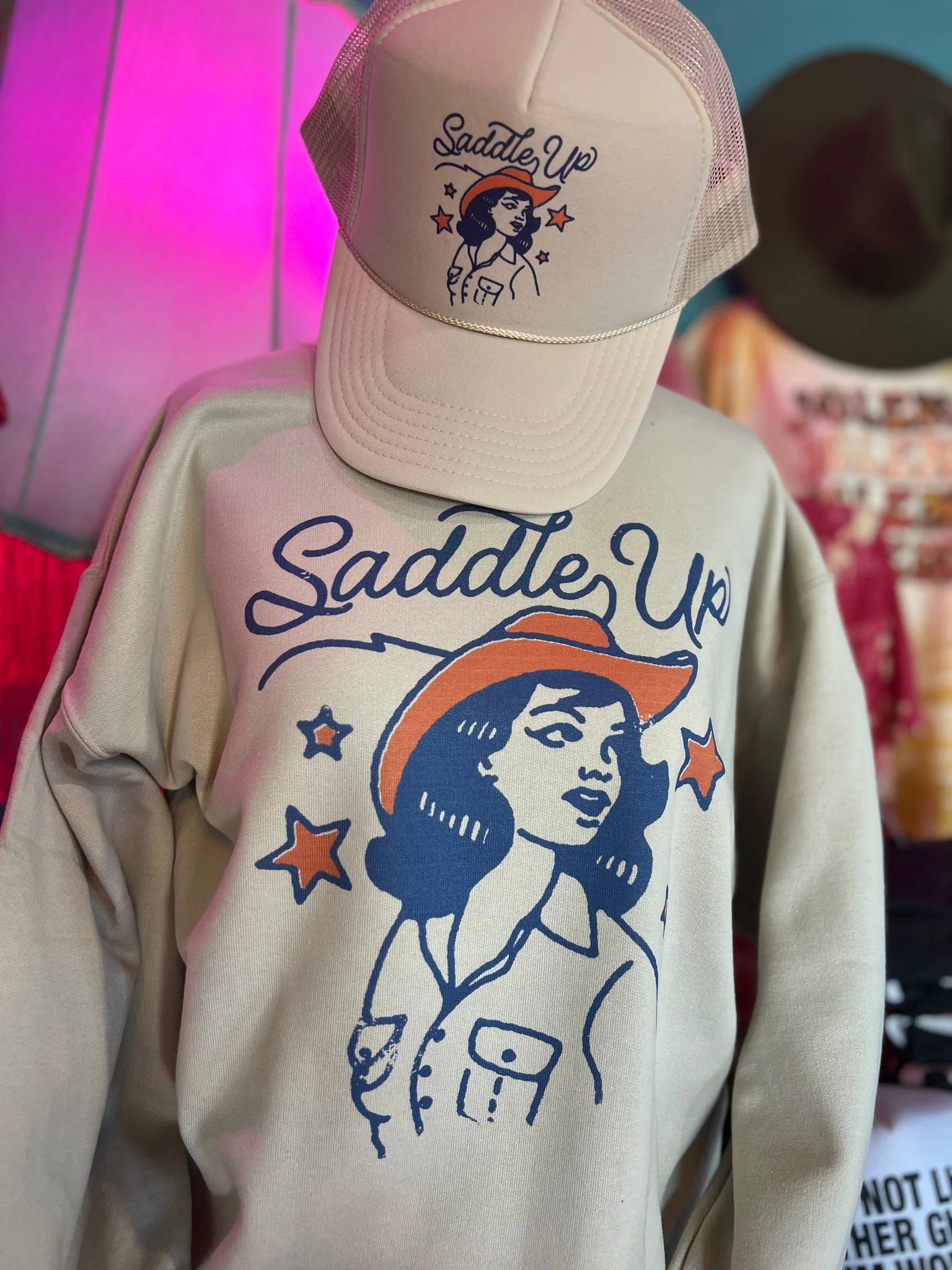 Saddle Up Vintage - Sweatshirt or T-Shirt 2XL / Sweatshirt