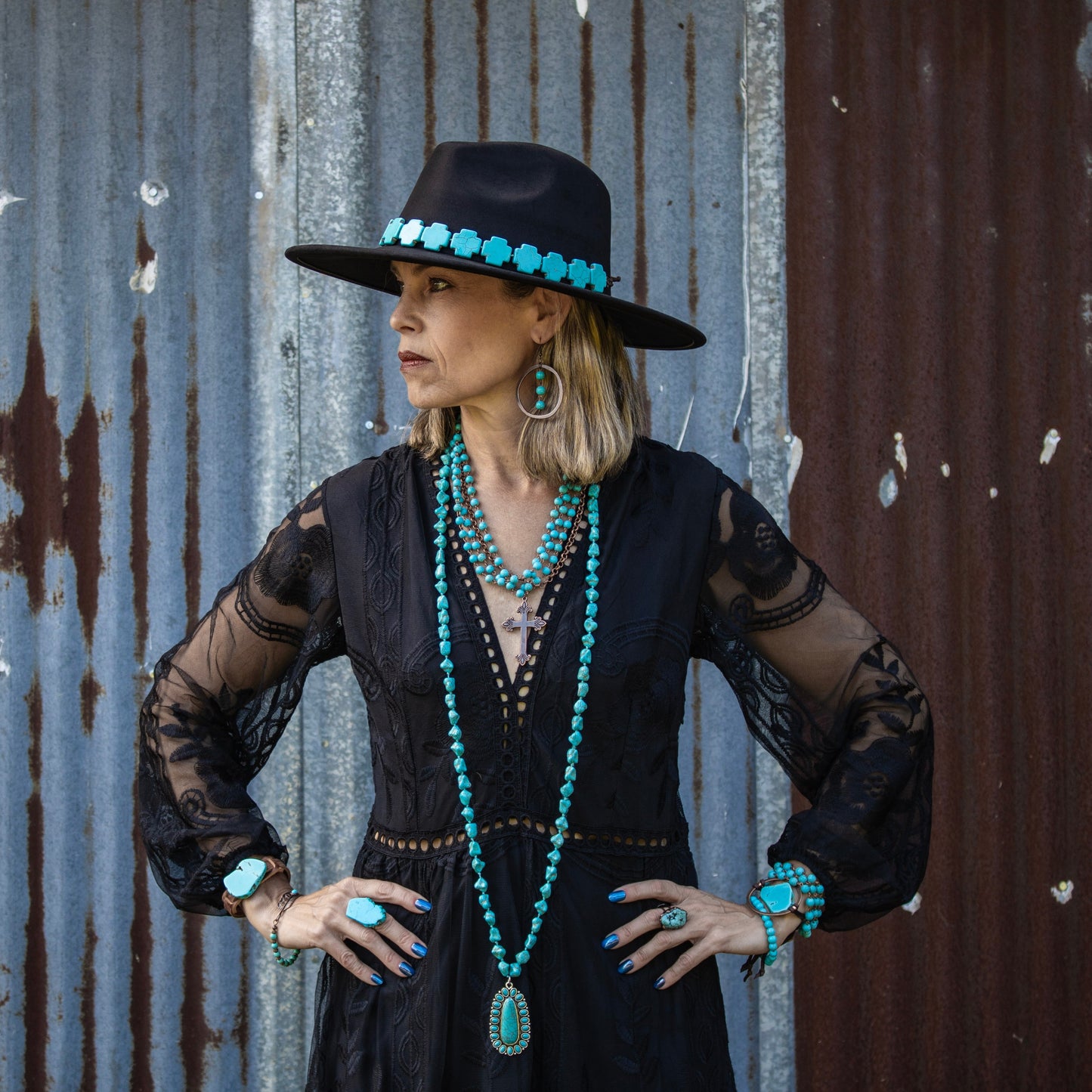 The Jewelry Junkie Blue Turquoise Beaded Collar Necklace w/ Cross Pendant 260y