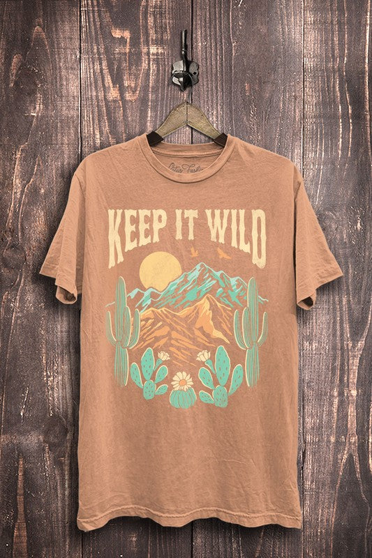 Keep It Wild Graphic Tee Size Small