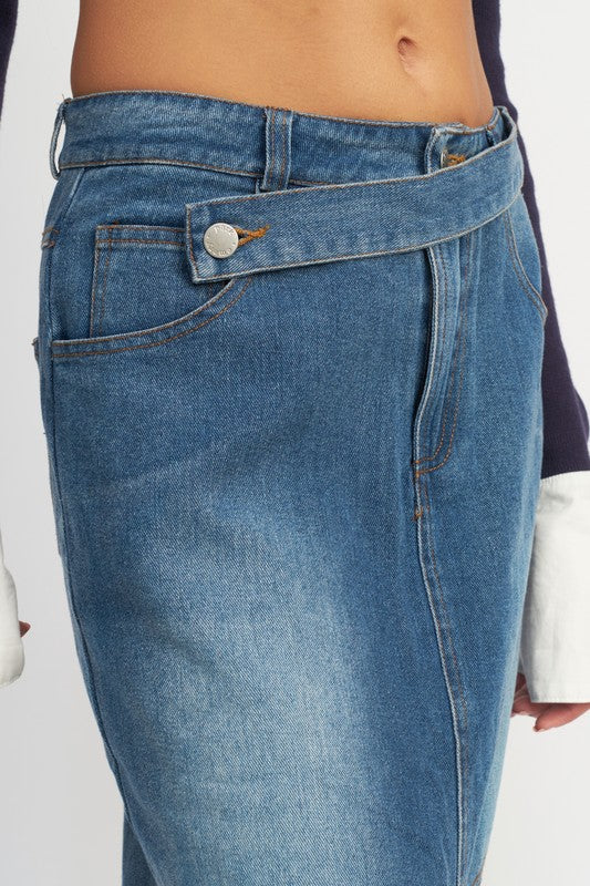 Belted Detail Denim Split Skirt
