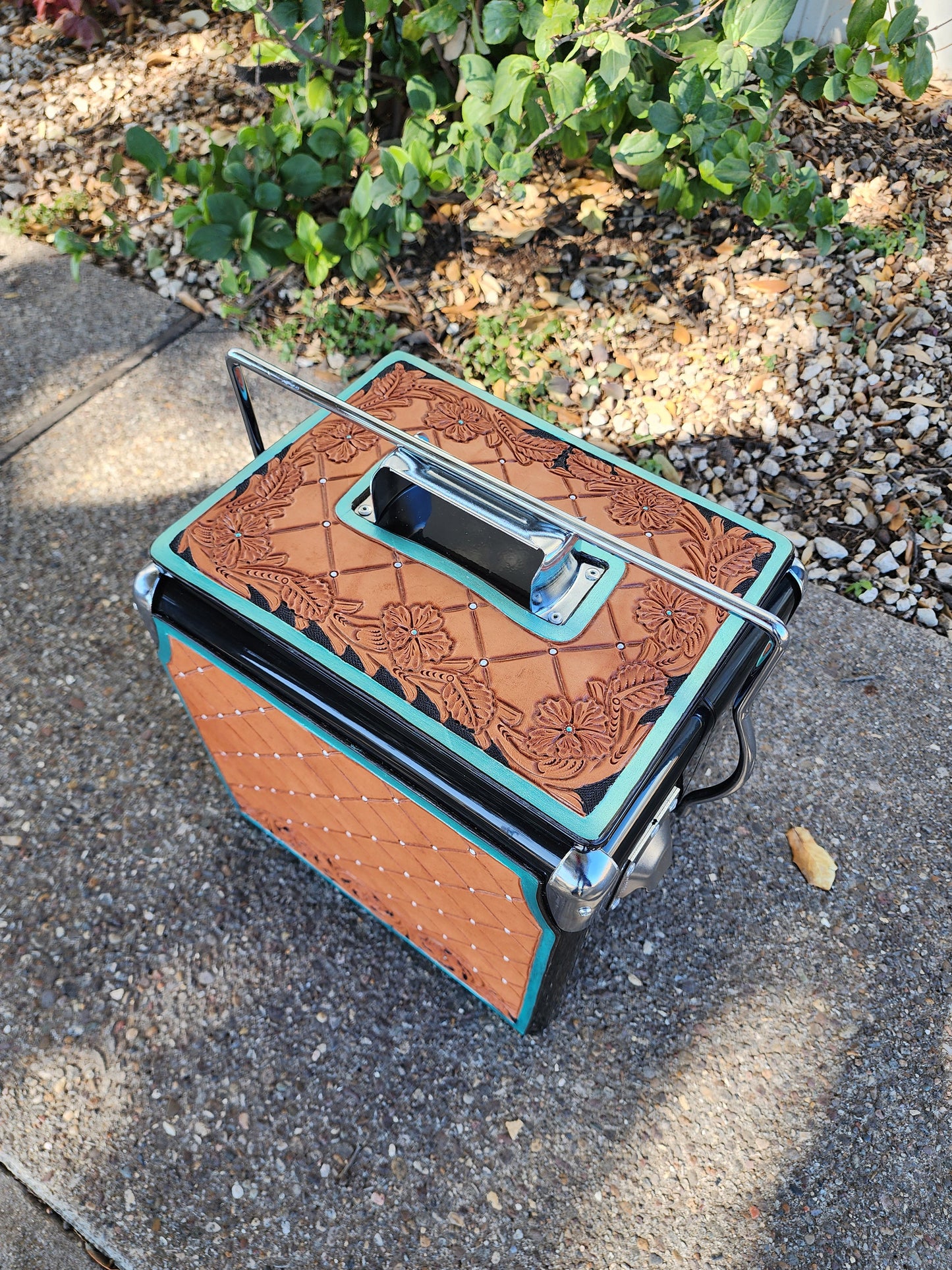 Alamo Saddlery Retro Rodeo Black Cooler- El Pinto