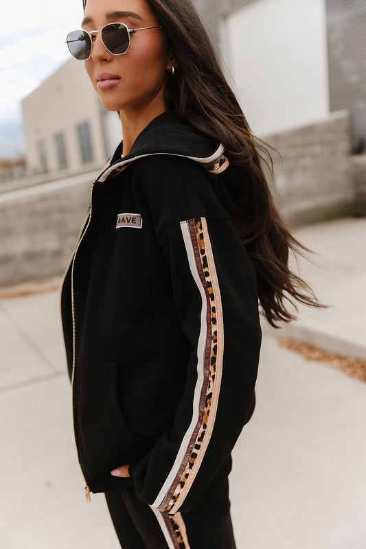 Ampersand Avenue Comfort Zone FullZip - Fearless & Free