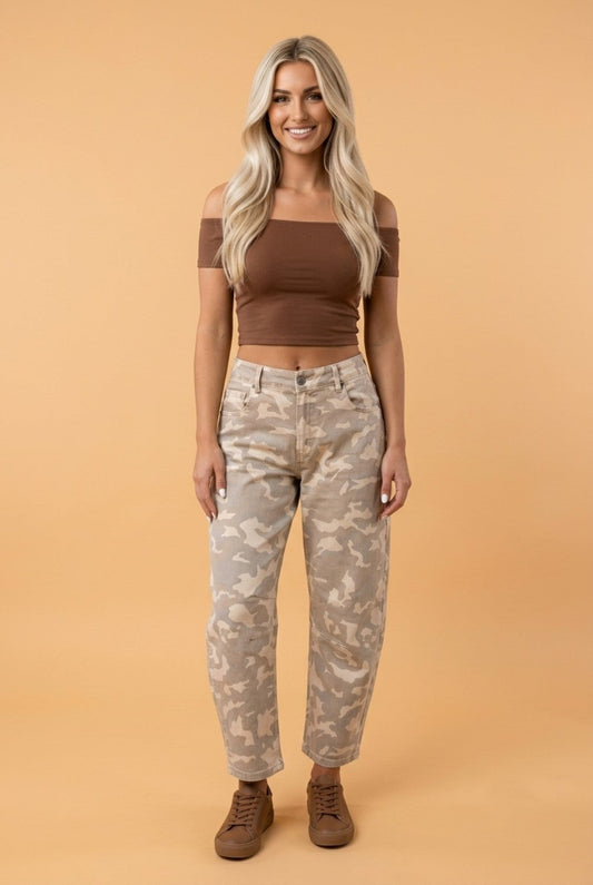 Camouflage Denim Rivet Pocket Barrel Jeans