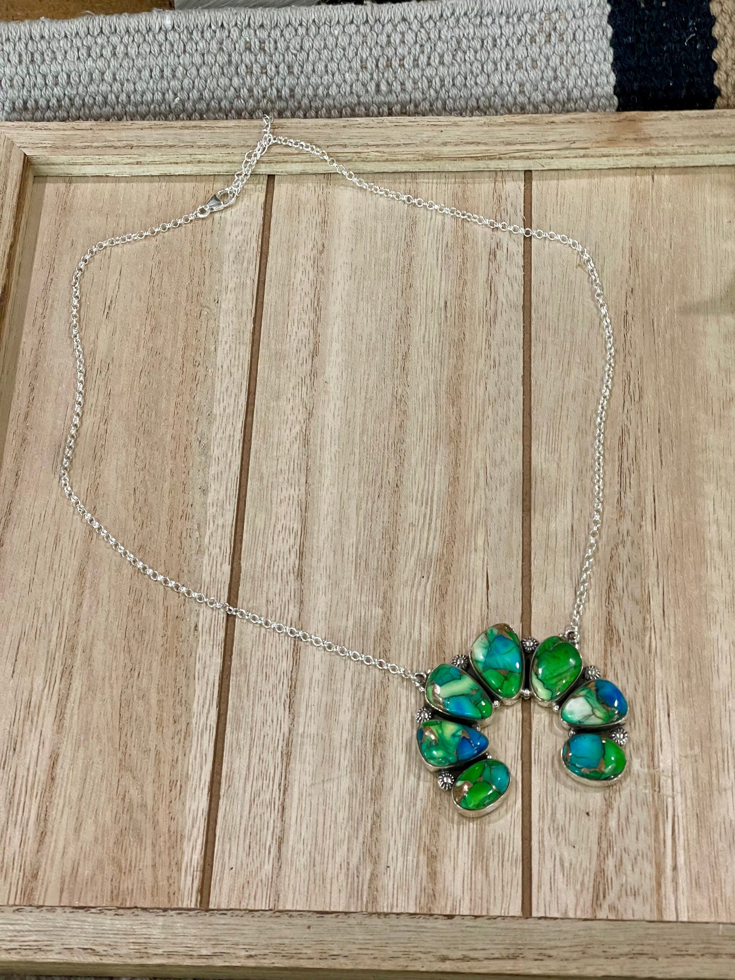 Beautiful Handmade Peacock Dahlia Naja Necklace