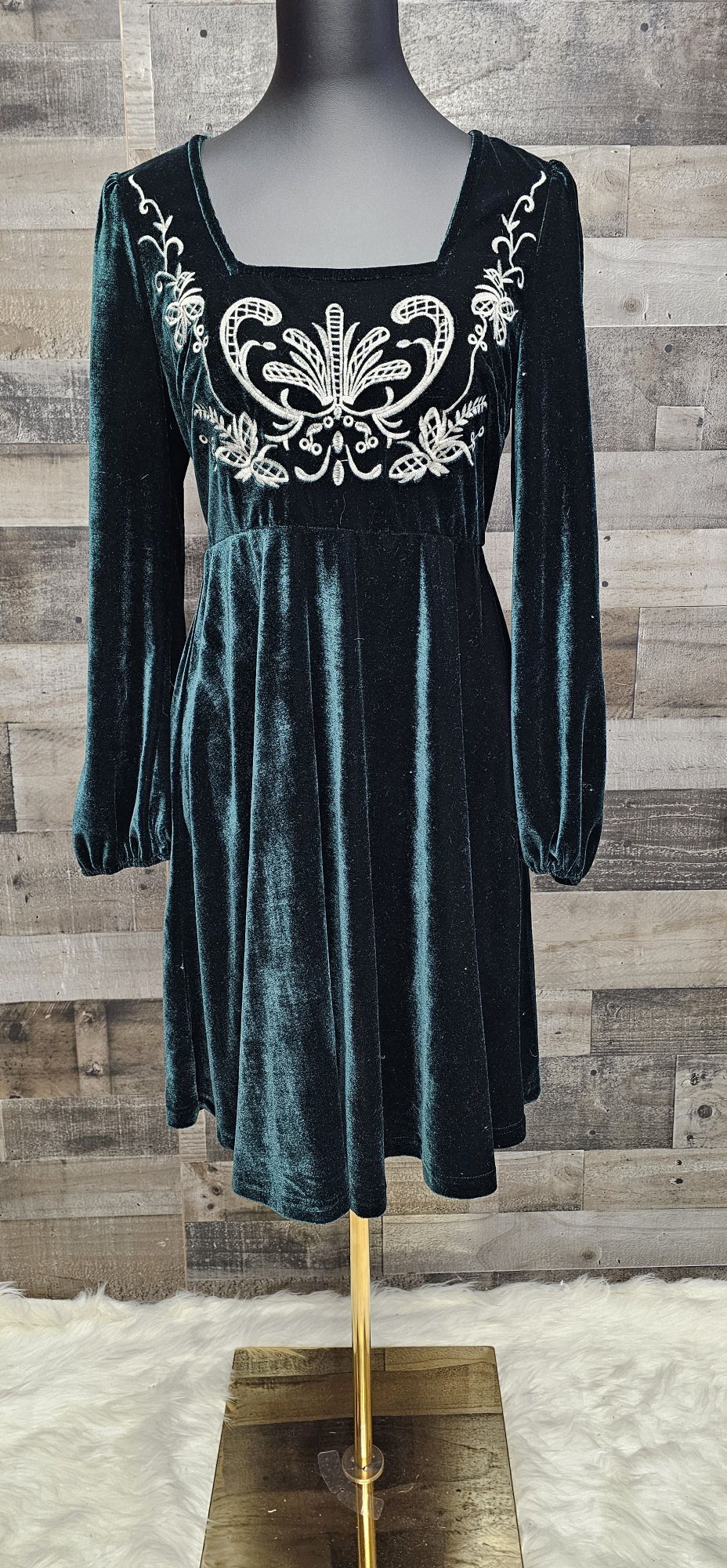 SAMPLE SALE Velvet dress size SMALL