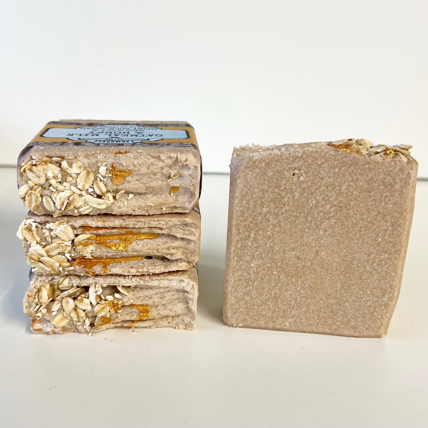 Farmhouse Lather Oatmeal Milk and Honey Sea Salt Bar