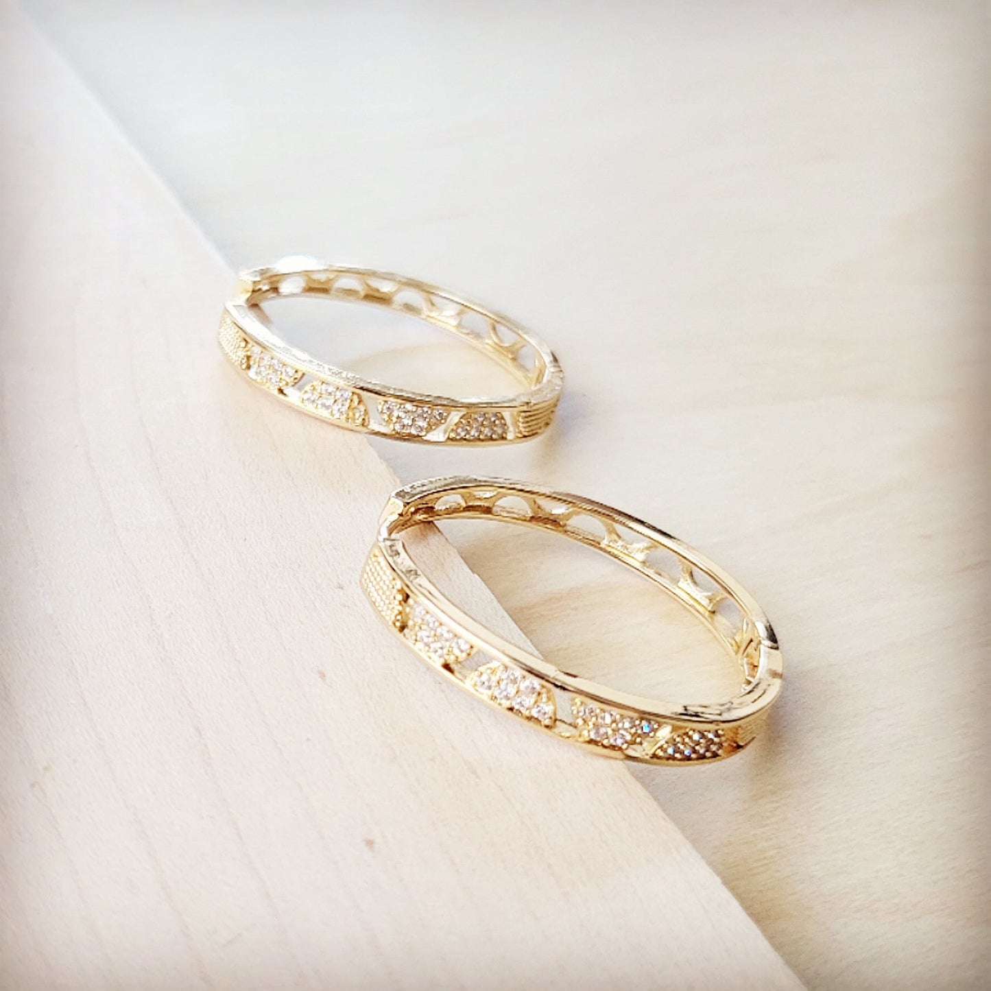 The Jewelry Junkie Geometric Sparkle Statement Gold Hoop Earrings 219ck