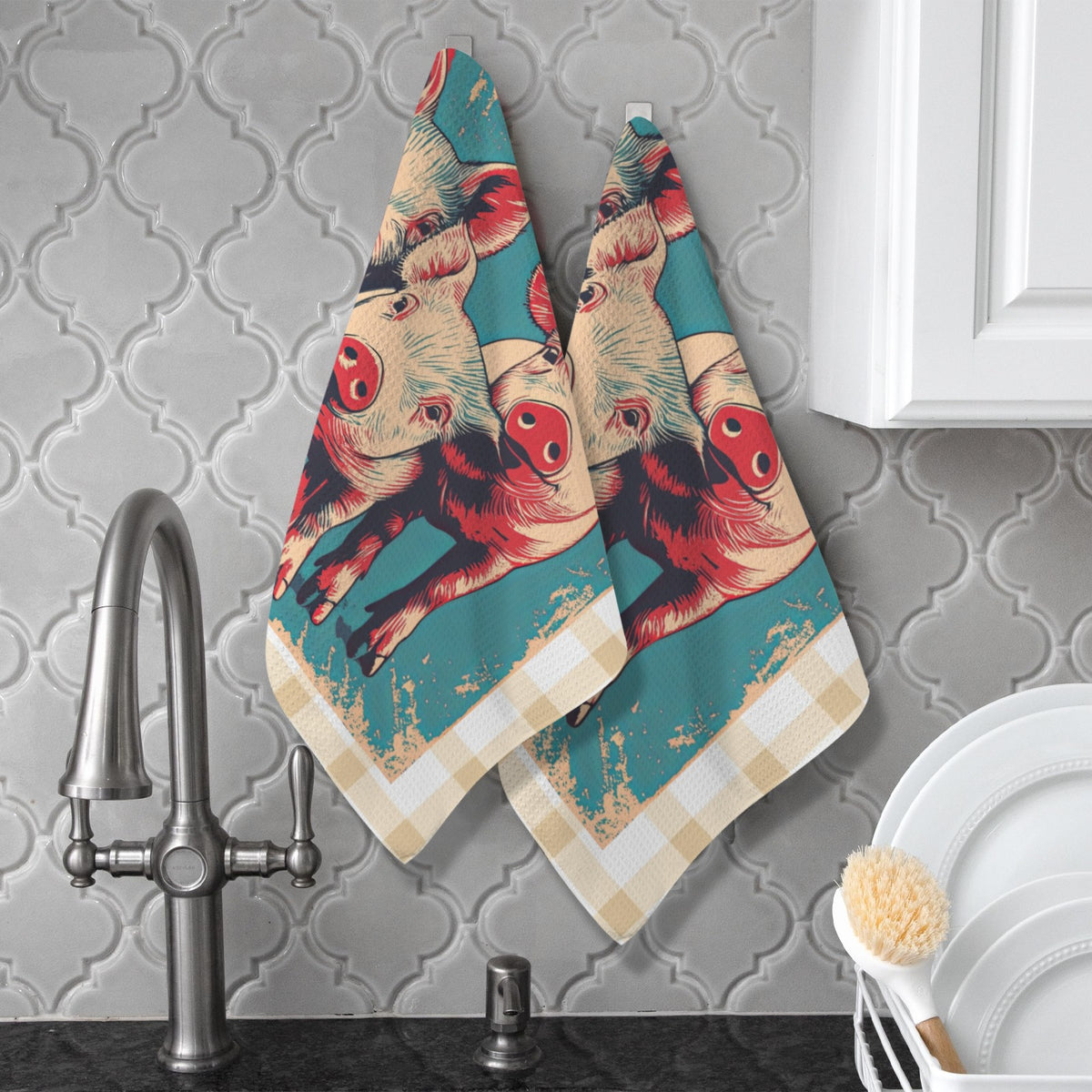 Baha Ranch Retro Flower Pigs set of 2 (same) Kitchen Towels Made in America