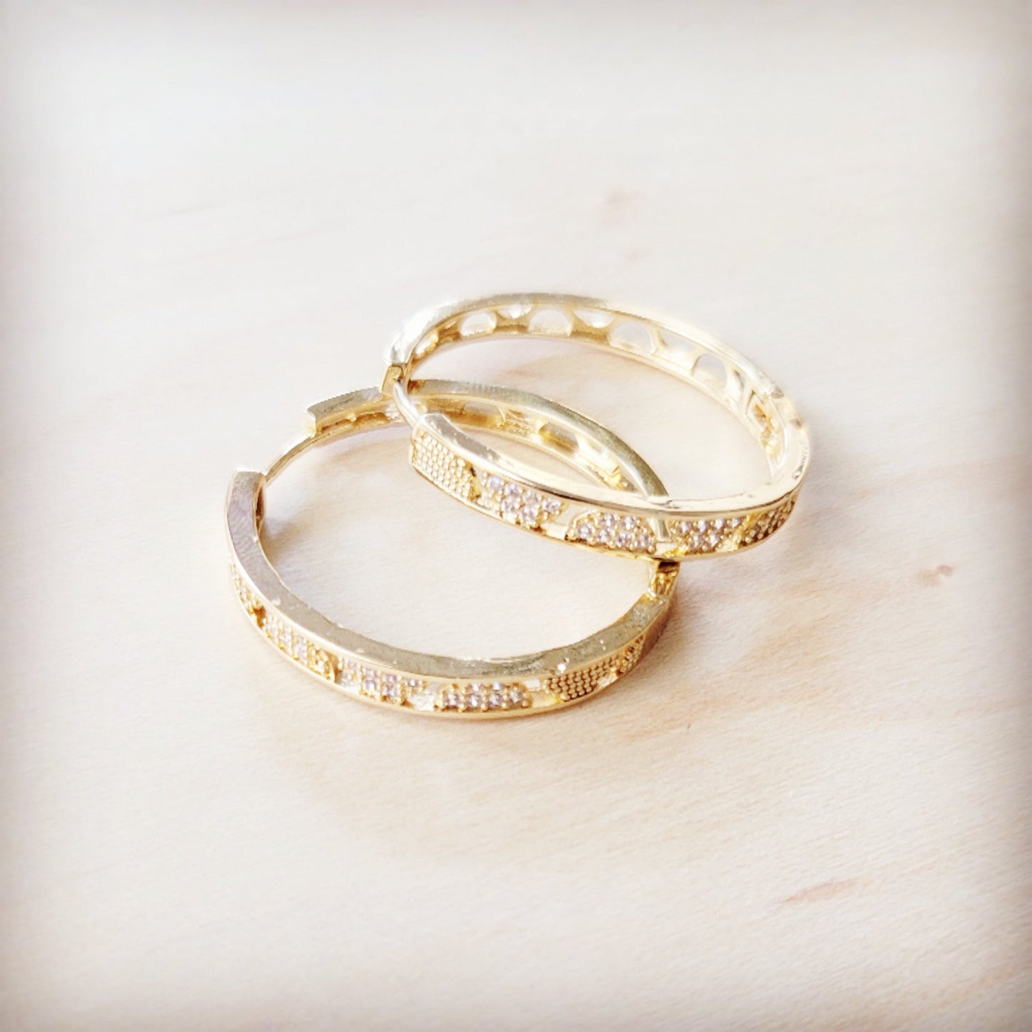 The Jewelry Junkie Geometric Sparkle Statement Gold Hoop Earrings 219ck