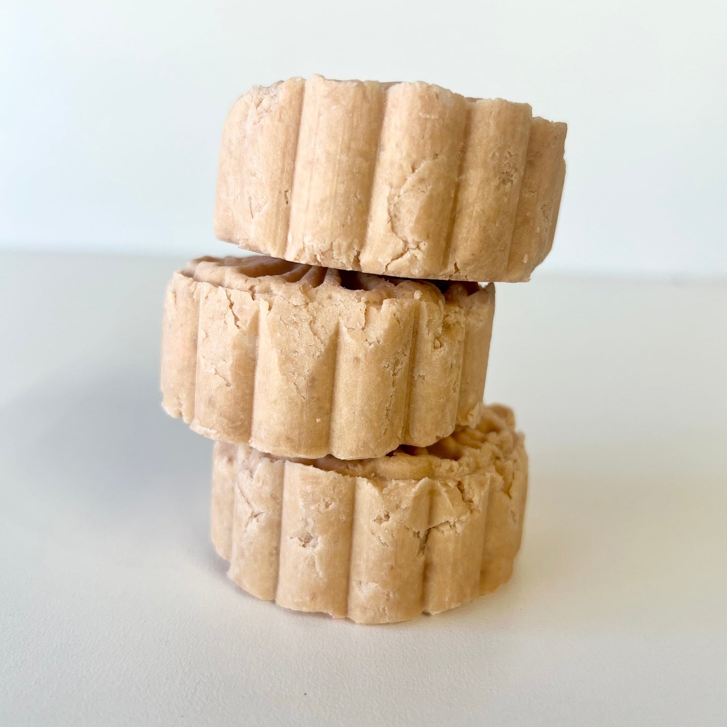 Farmhouse Lather Homestead Honey Shampoo Bar