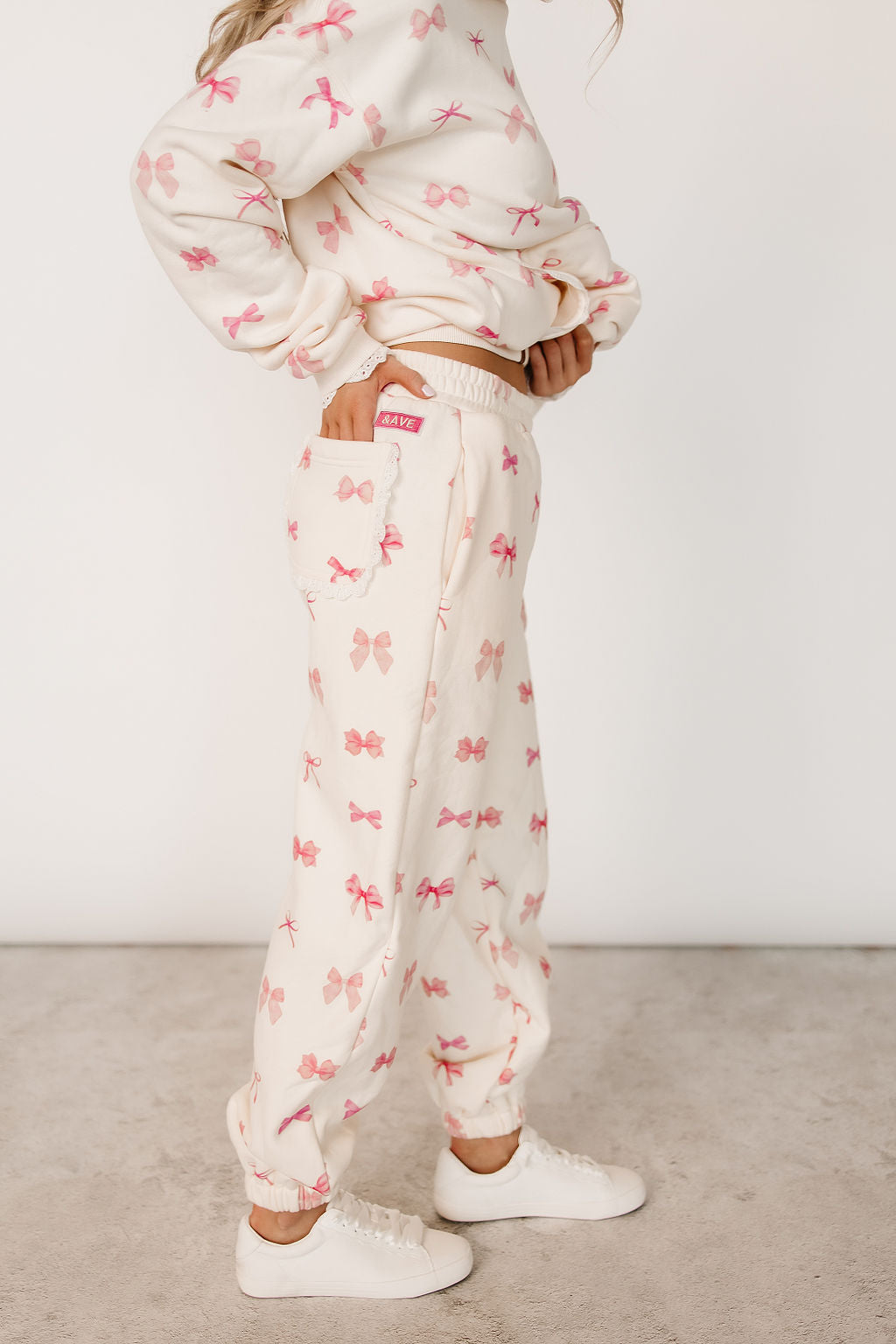 Ampersand Avenue Comfort Zone Joggers - Pretty In Pink
