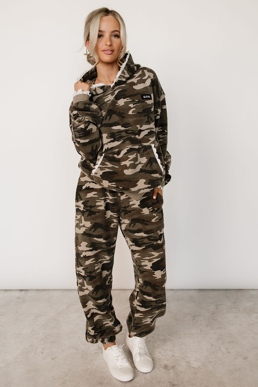 Ampersand Avenue Comfort Zone Joggers - Camo Lace