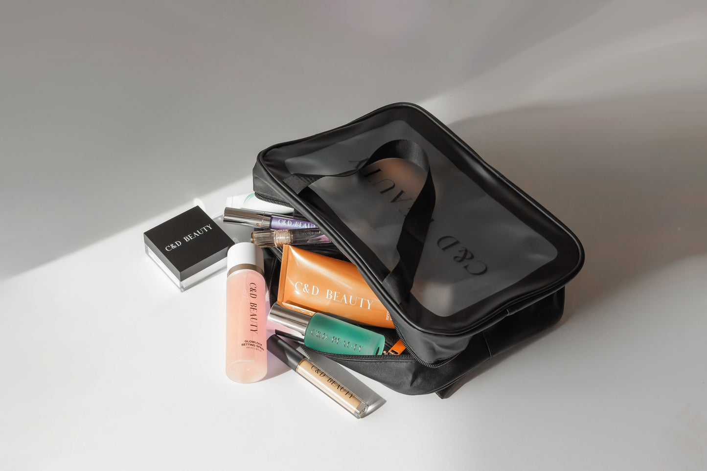 C & D Beauty Deluxe Beauty Bag