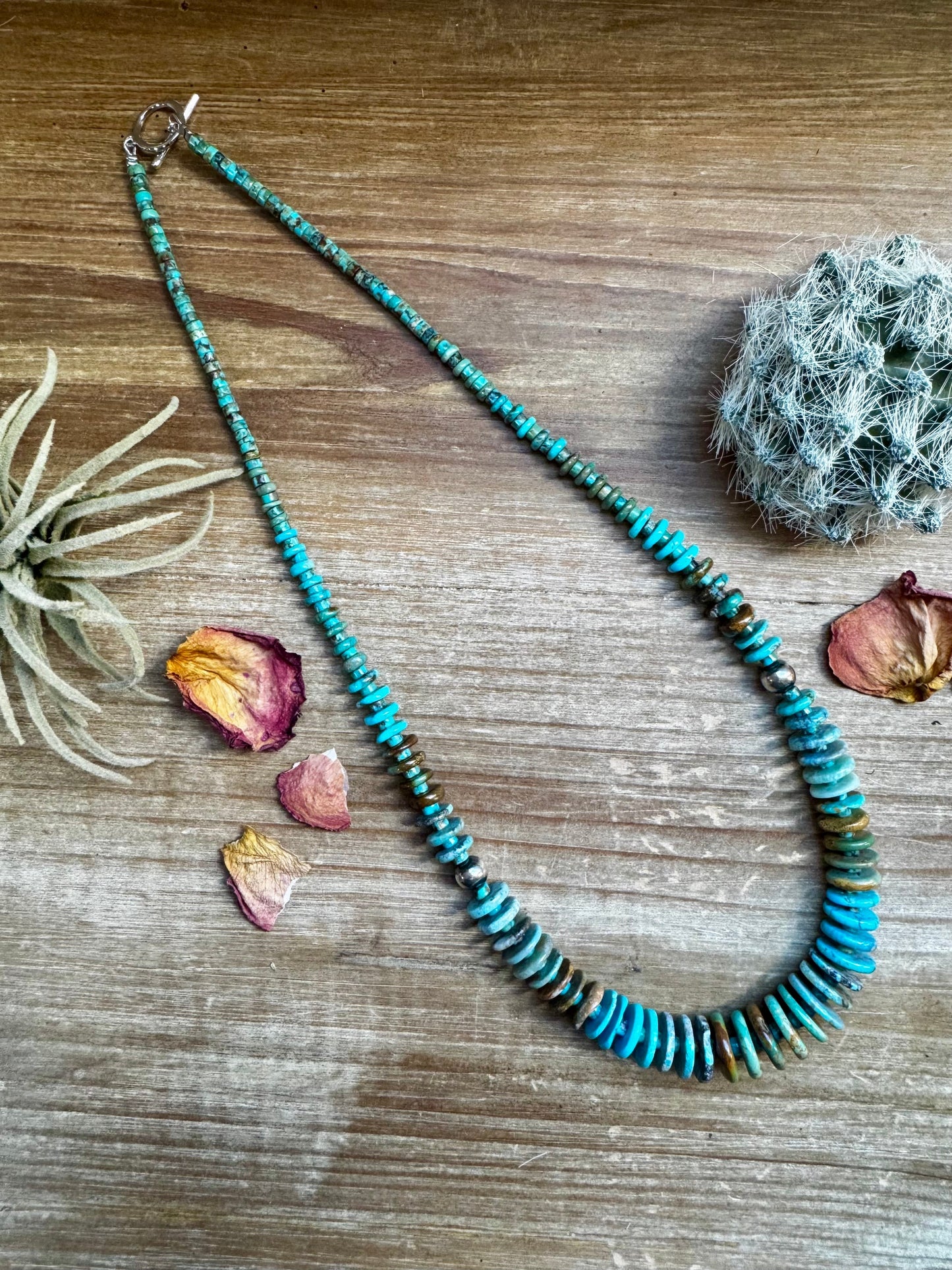 23 inch Graduated TurquoiseNecklace Tri-color