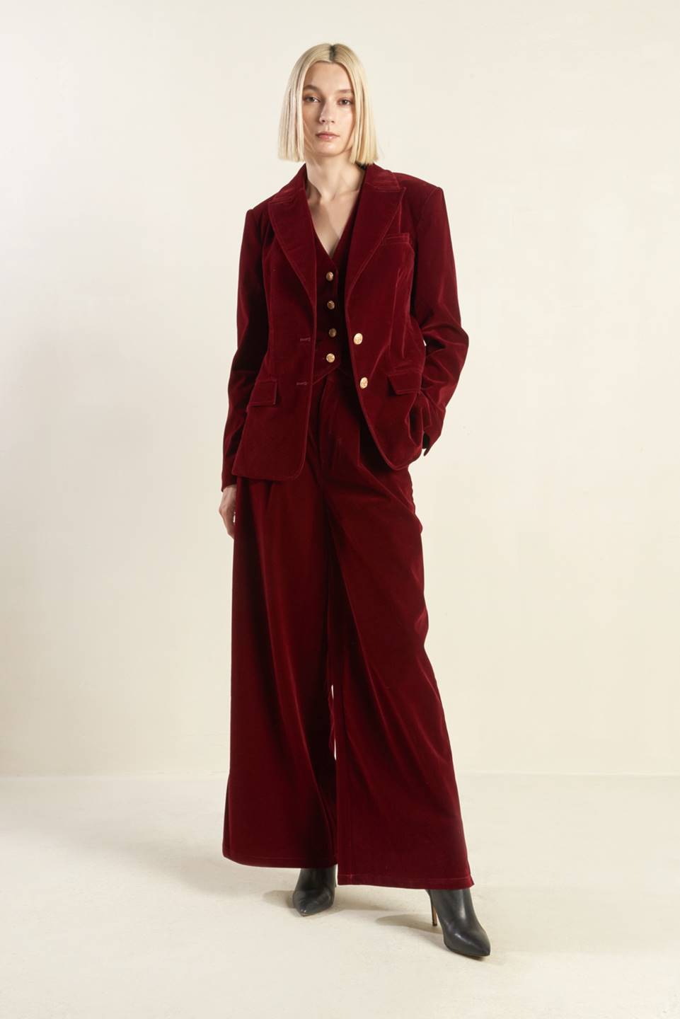 Flying Tomato Coy Charm Velvet Blazer