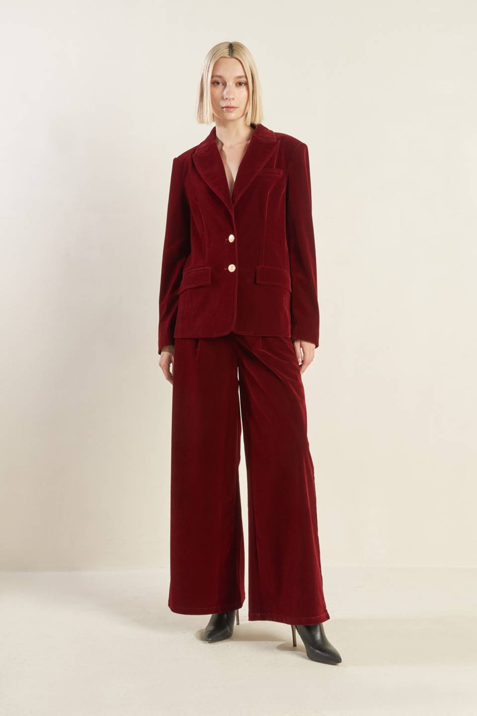 Flying Tomato Coy Charm Velvet Blazer