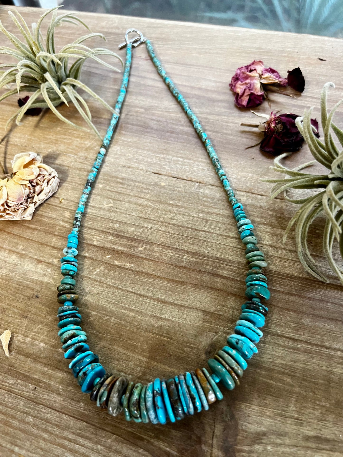 Winterpark 22 inch graduated turquoise necklace - tri-color second version