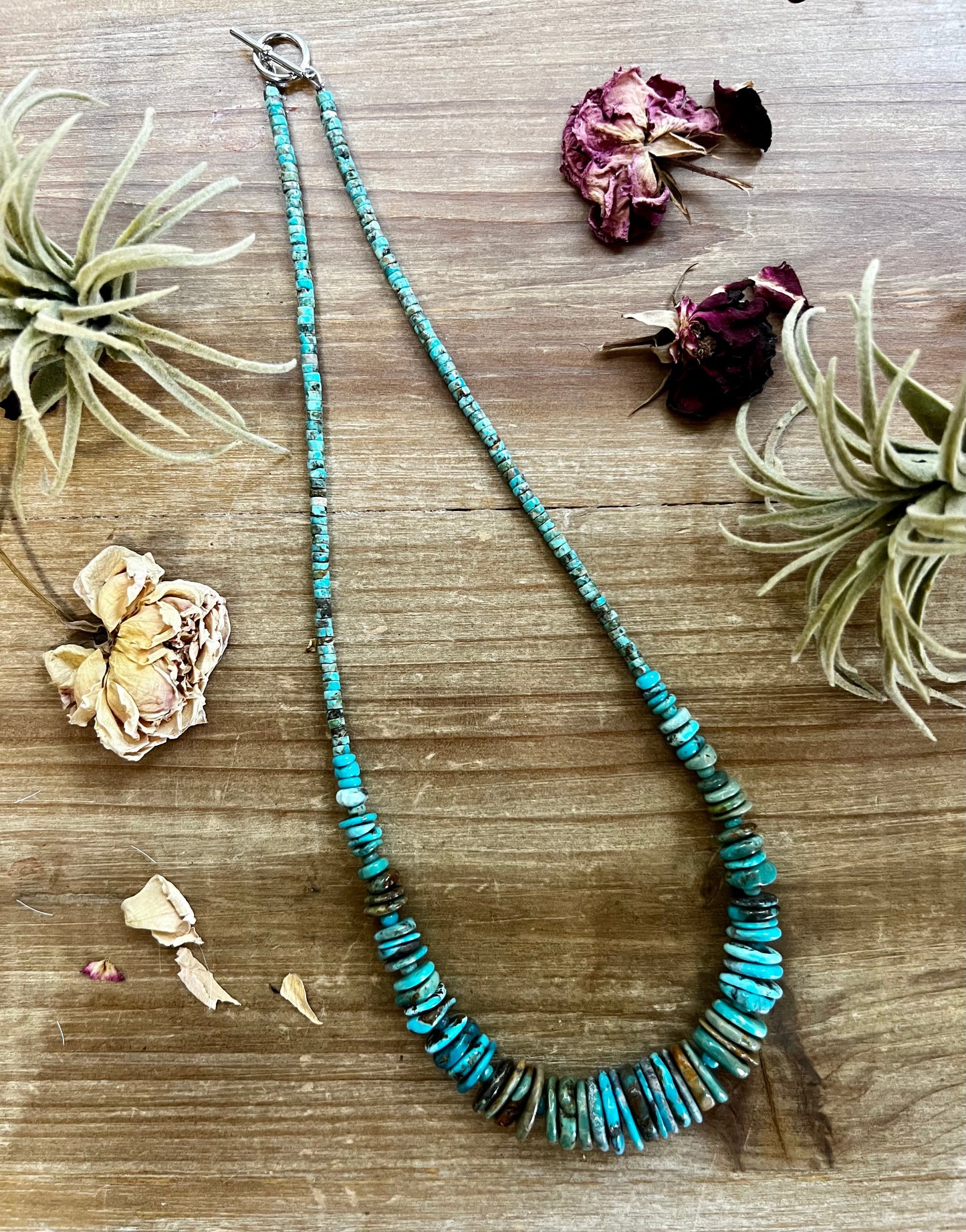 Winterpark 22 inch graduated turquoise necklace - tri-color second version
