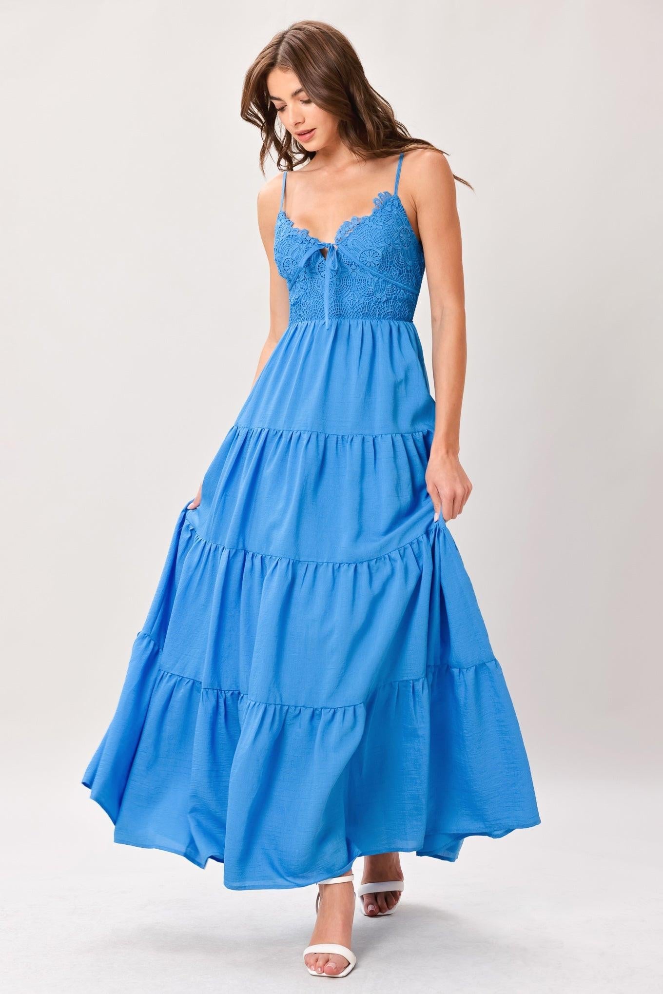 NOMAD BLOOM WOVEN MAXI DRESS l FLYING TOMATO BLUE / M