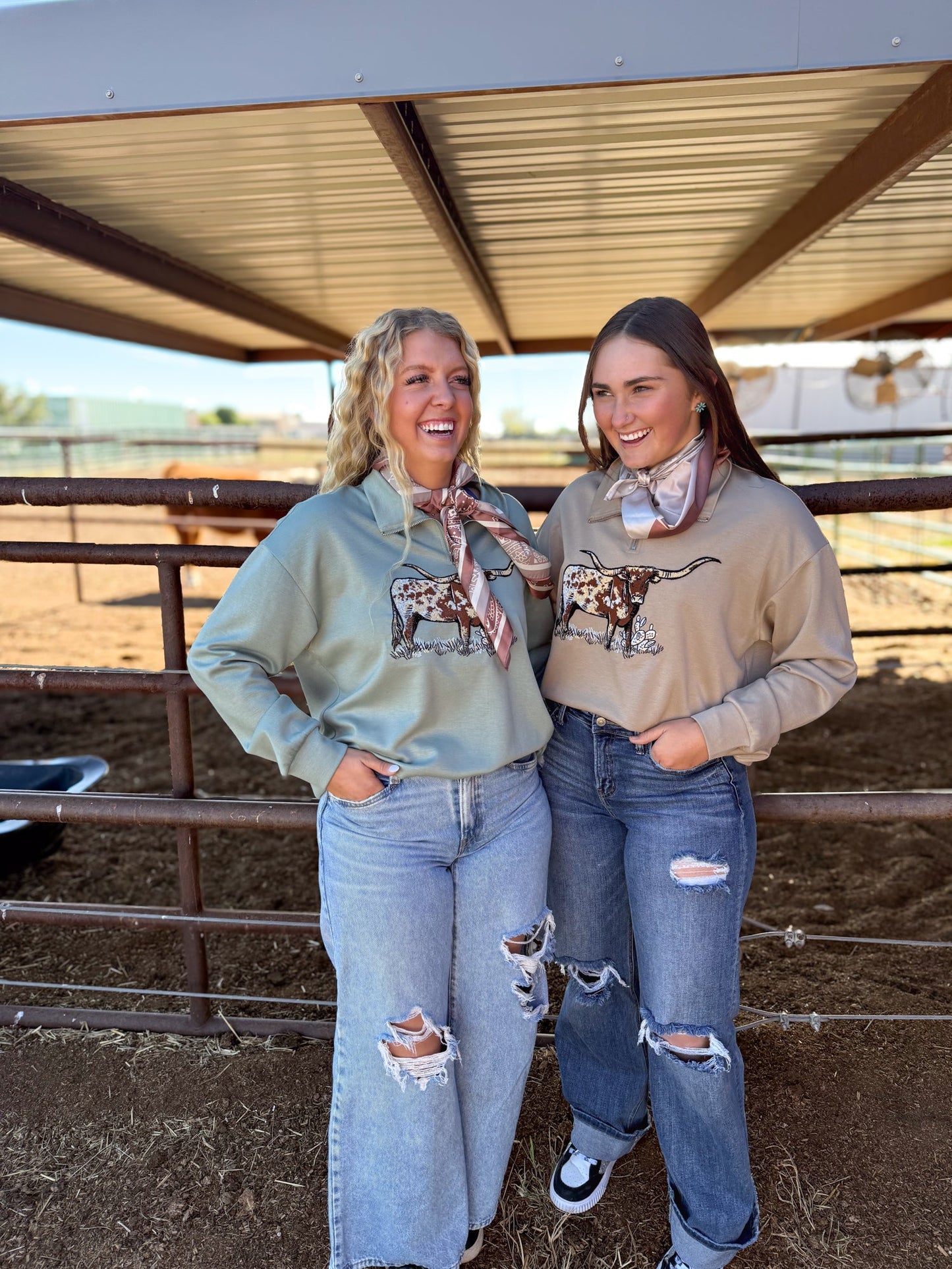 TAN Lomita Longhorn Pullover