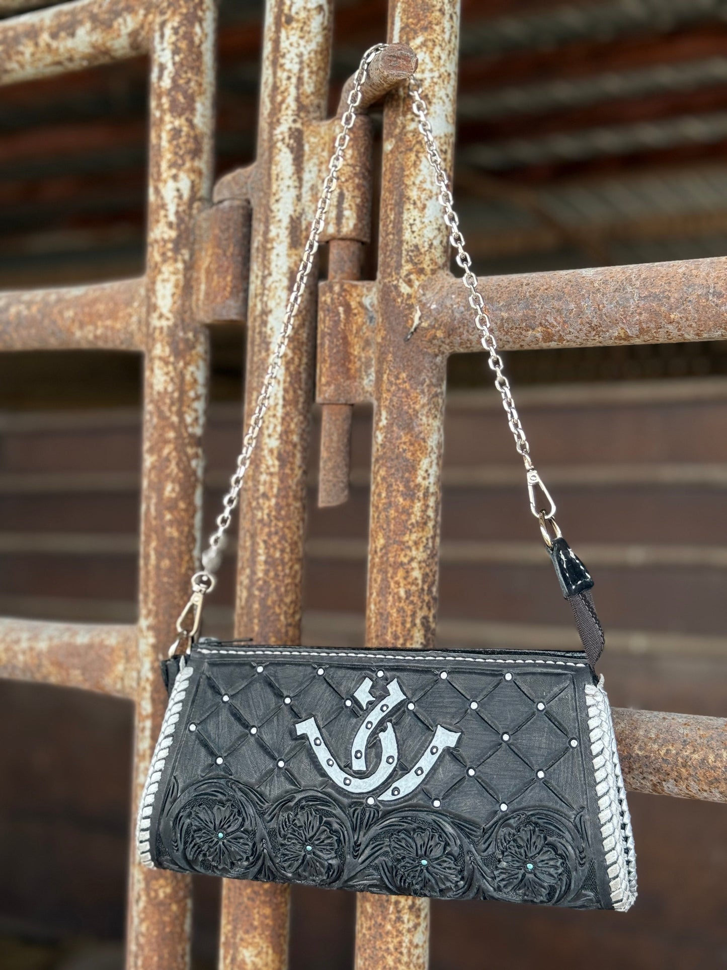 Alamo Saddlery Pony Purse- Horse Shoe