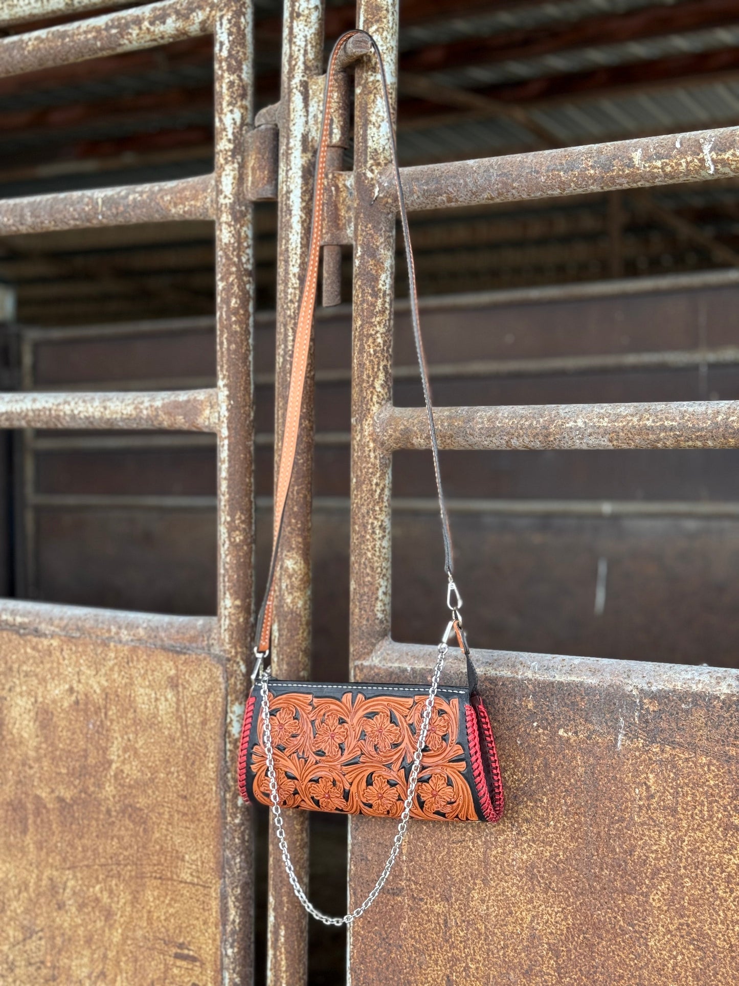 Alamo Saddlery Pony Purse- Red