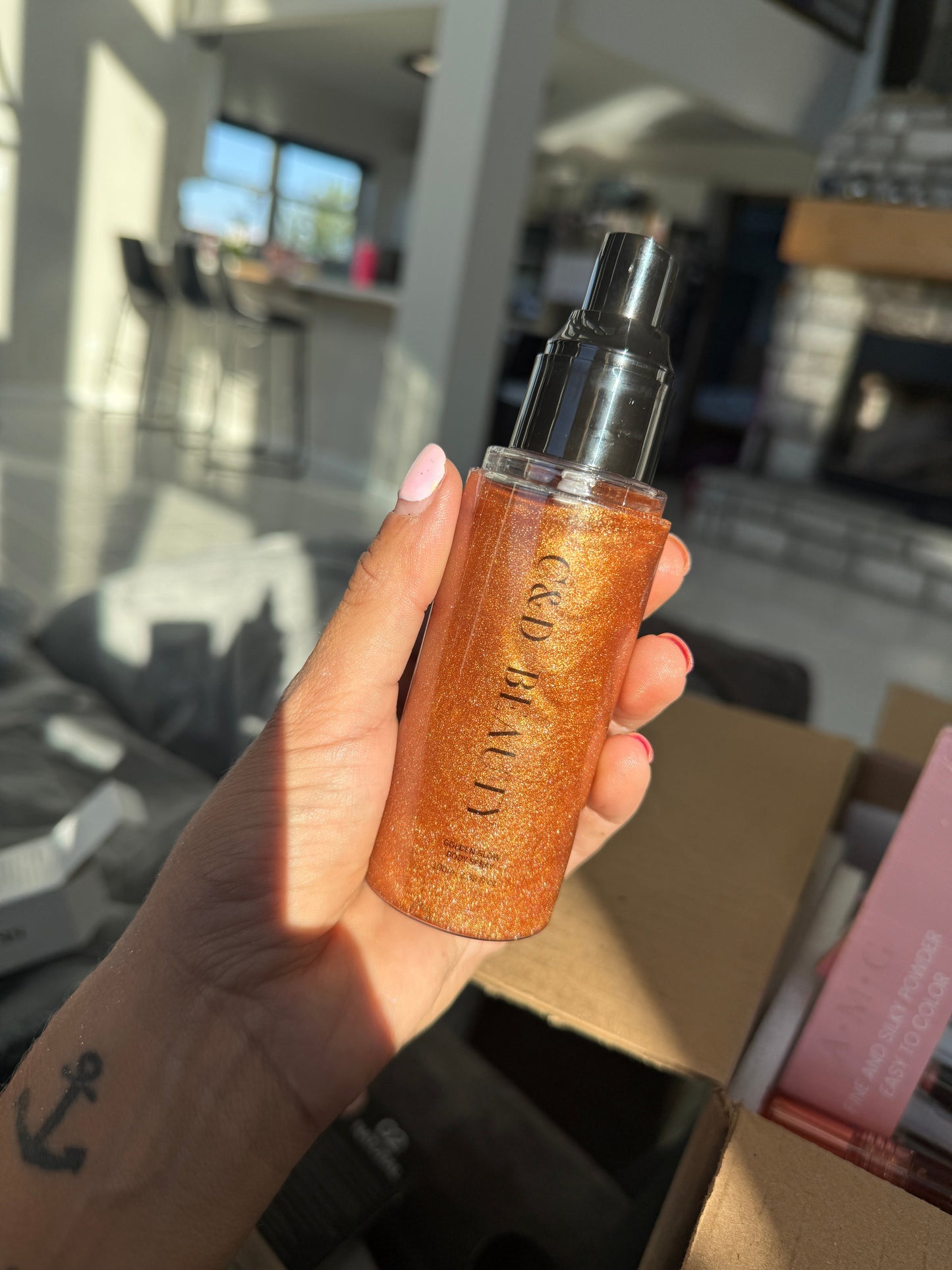C & D Beauty Golden Glow Body Spray