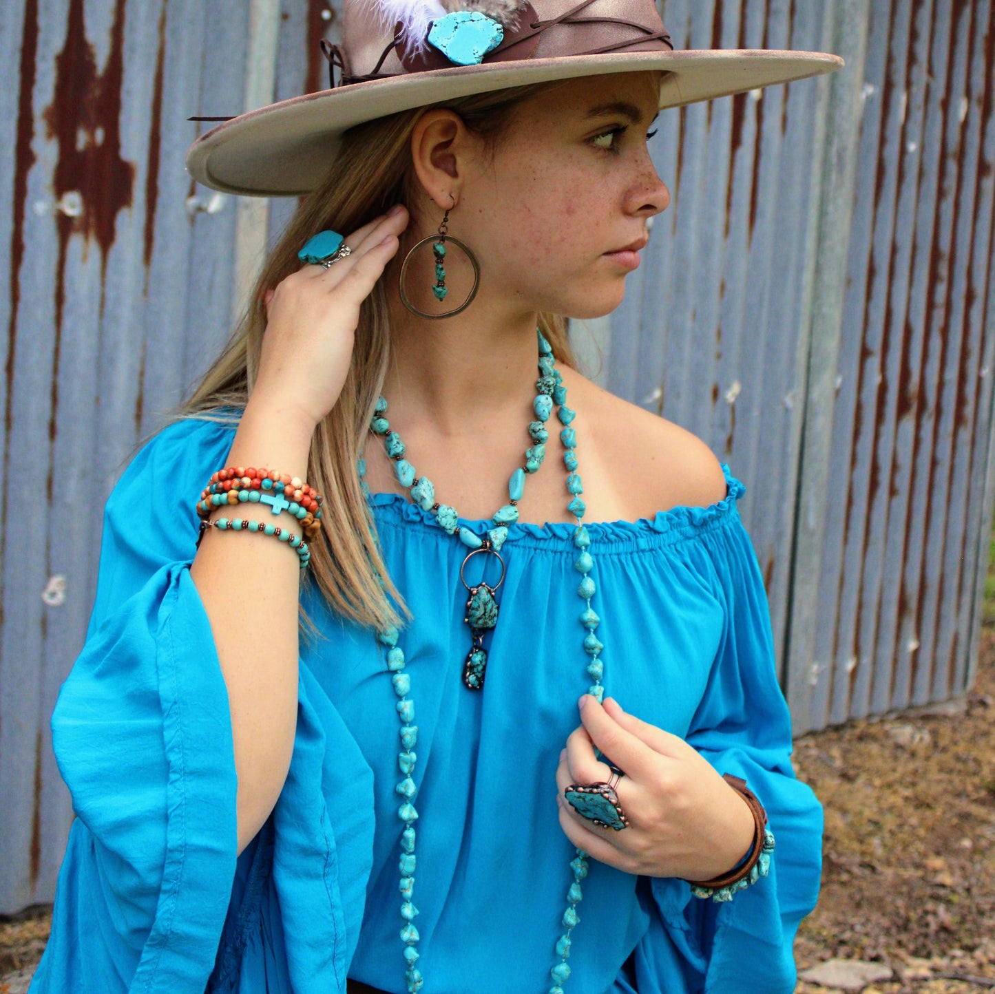The Jewelry Junkie Blue Turquoise Necklace w/ Soldered Turquoise Pendant 259j
