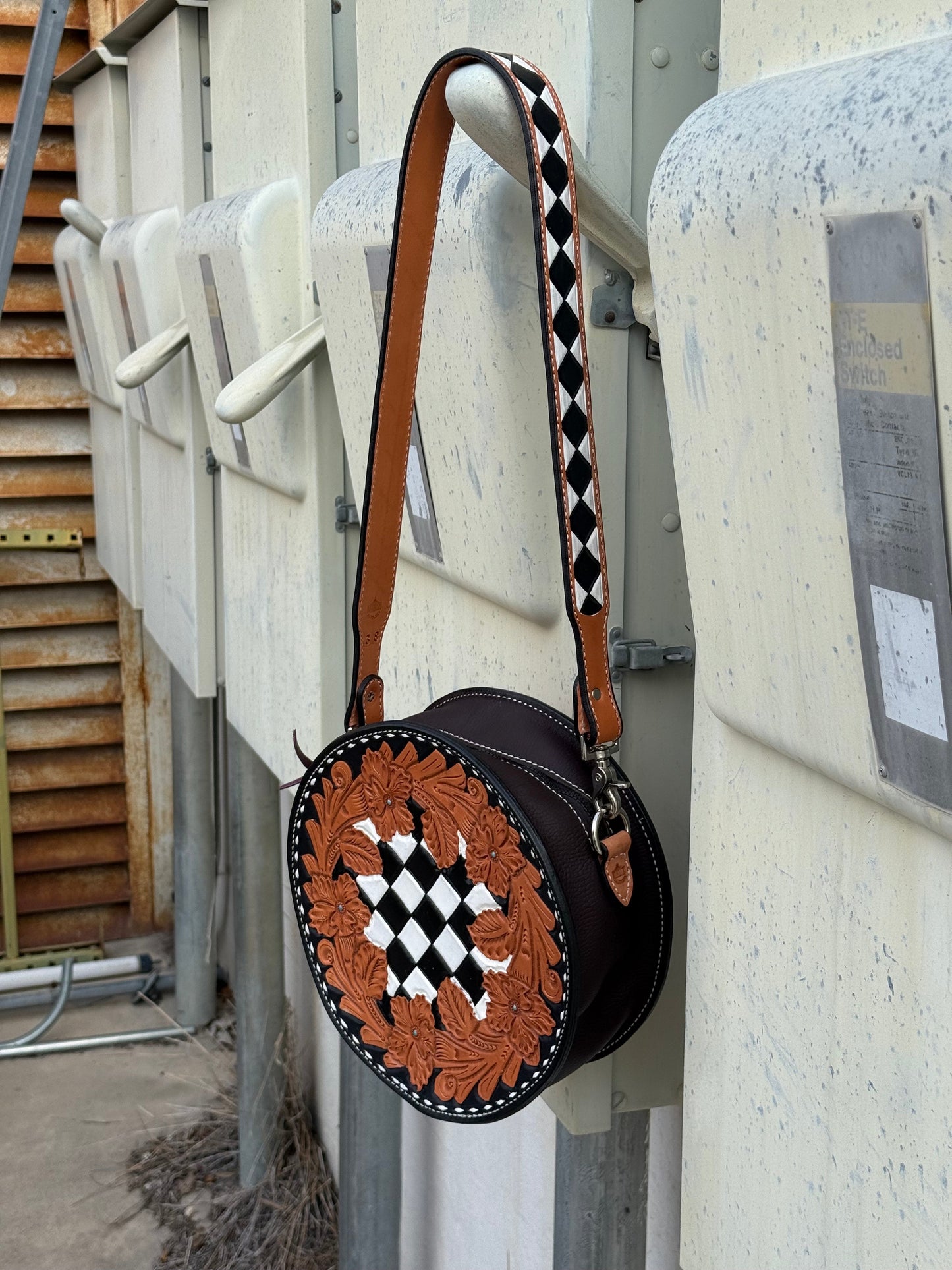 Alamo Saddlery 11" Canteen- Checkered