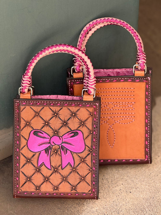 Alamo Saddlery  The Card Handbag- Pink bow