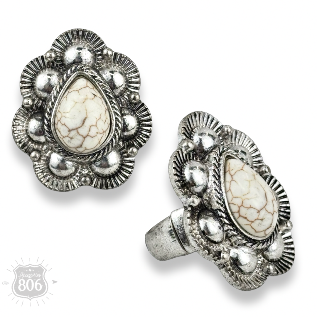 Pink Panache Scalloped stone teardrop stretch ring