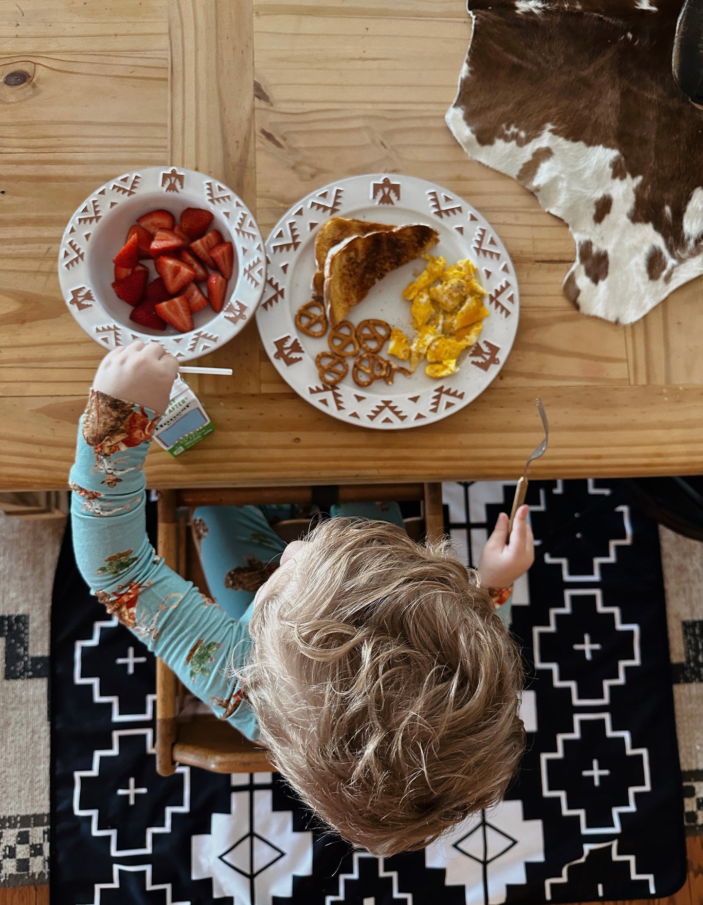 Western Grande New Splat Mat - Black - for High Chairs + Play Time Messes