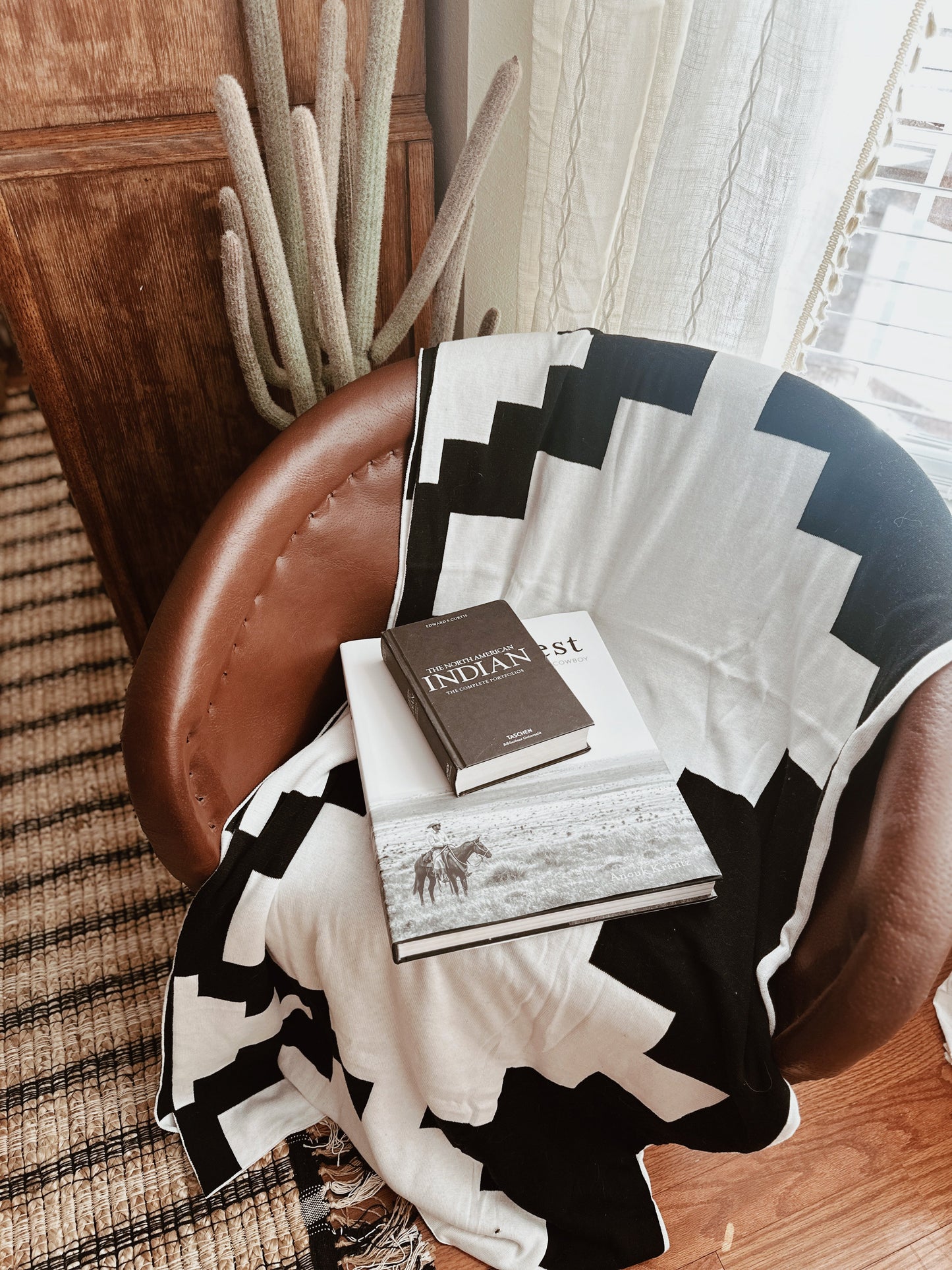Western Grande Presidio Black + White 100% Cotton  54"x74" Oversized Throw Blanket