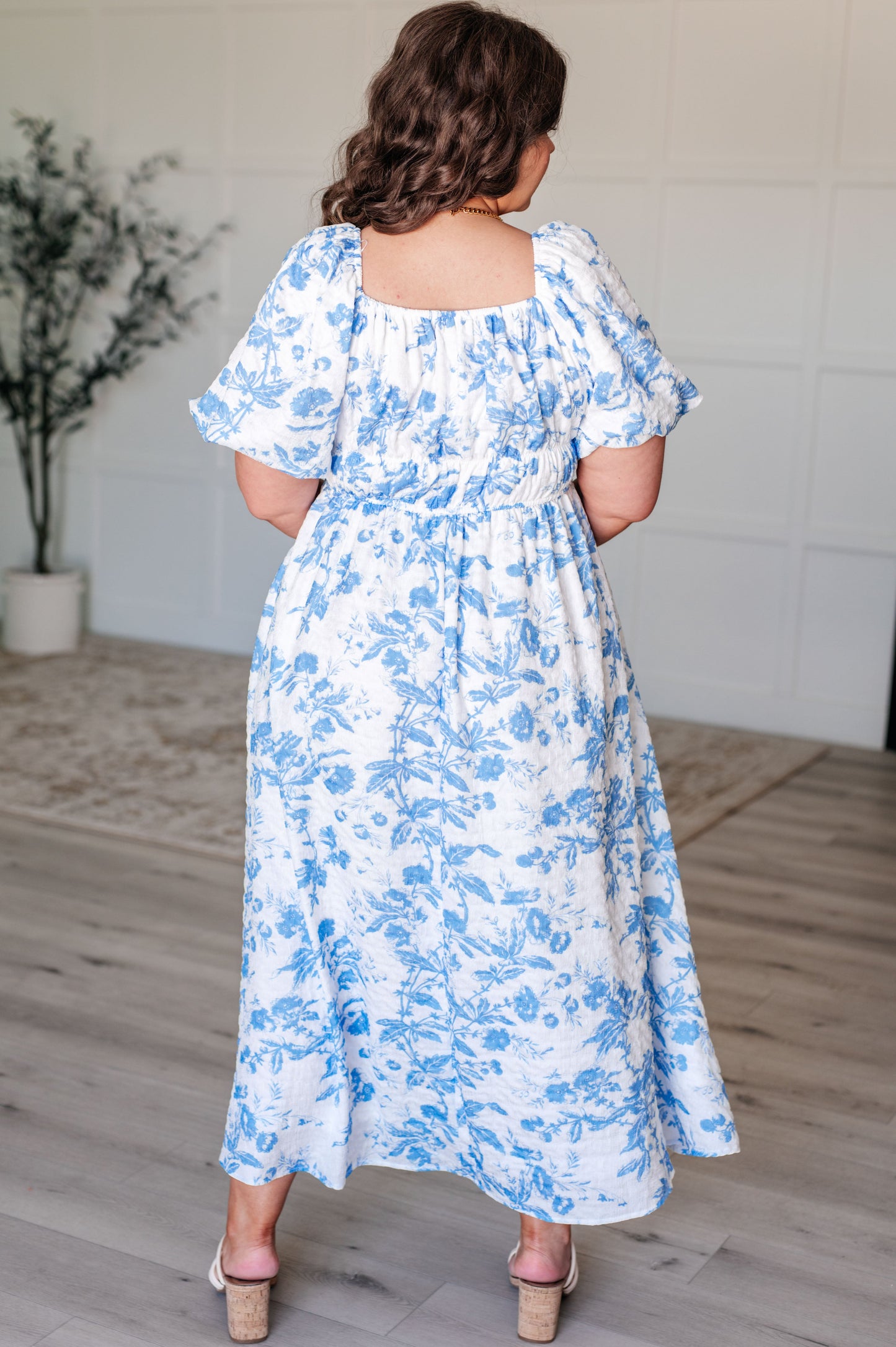 Countrygirl Floral Square Neck Floral Dress in Blue