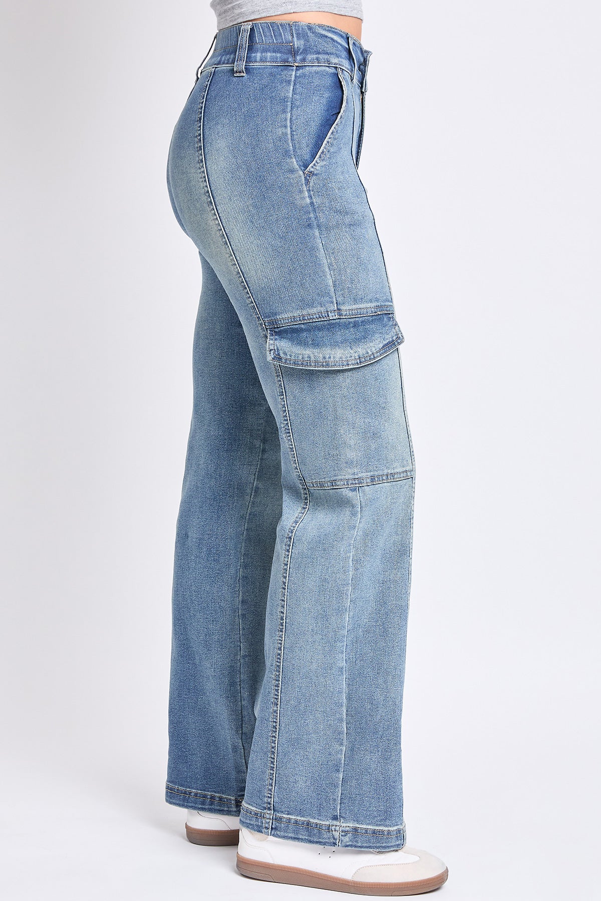 Women's Straight Cargo Jeans