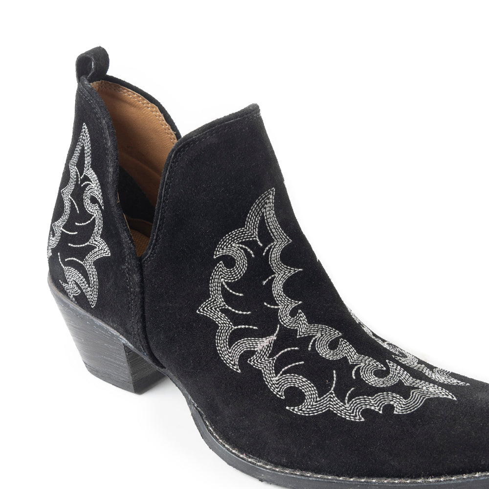 Myra Trail Runner Booties In Black
