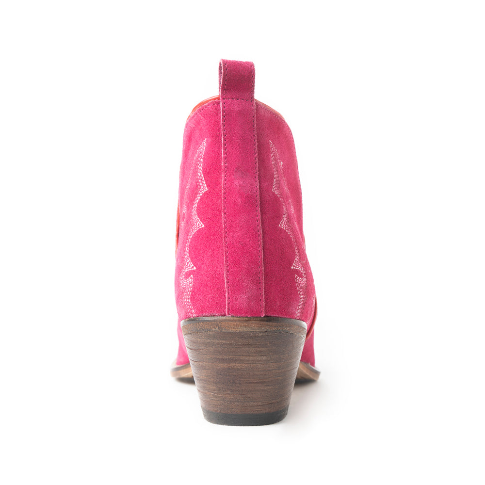Myra Kassie Trailhead Booties In Pink