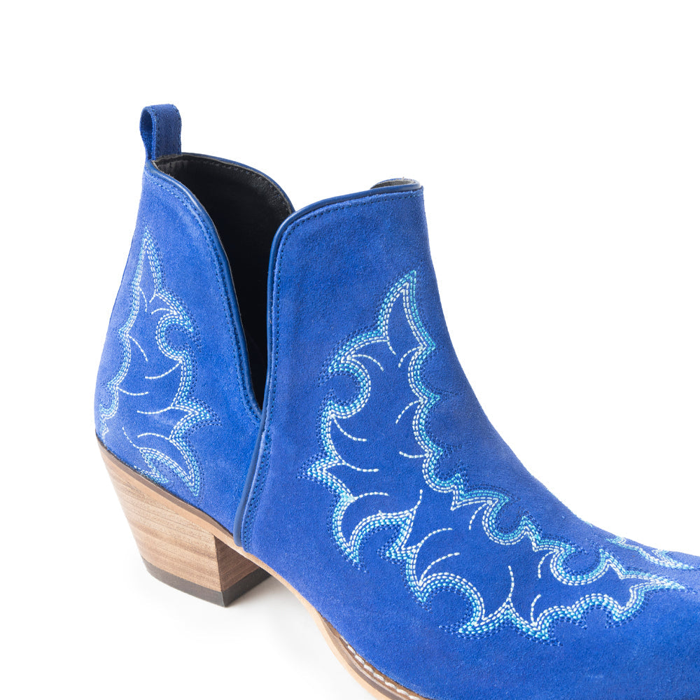 Myra Kassie Trailhead Booties In Blue