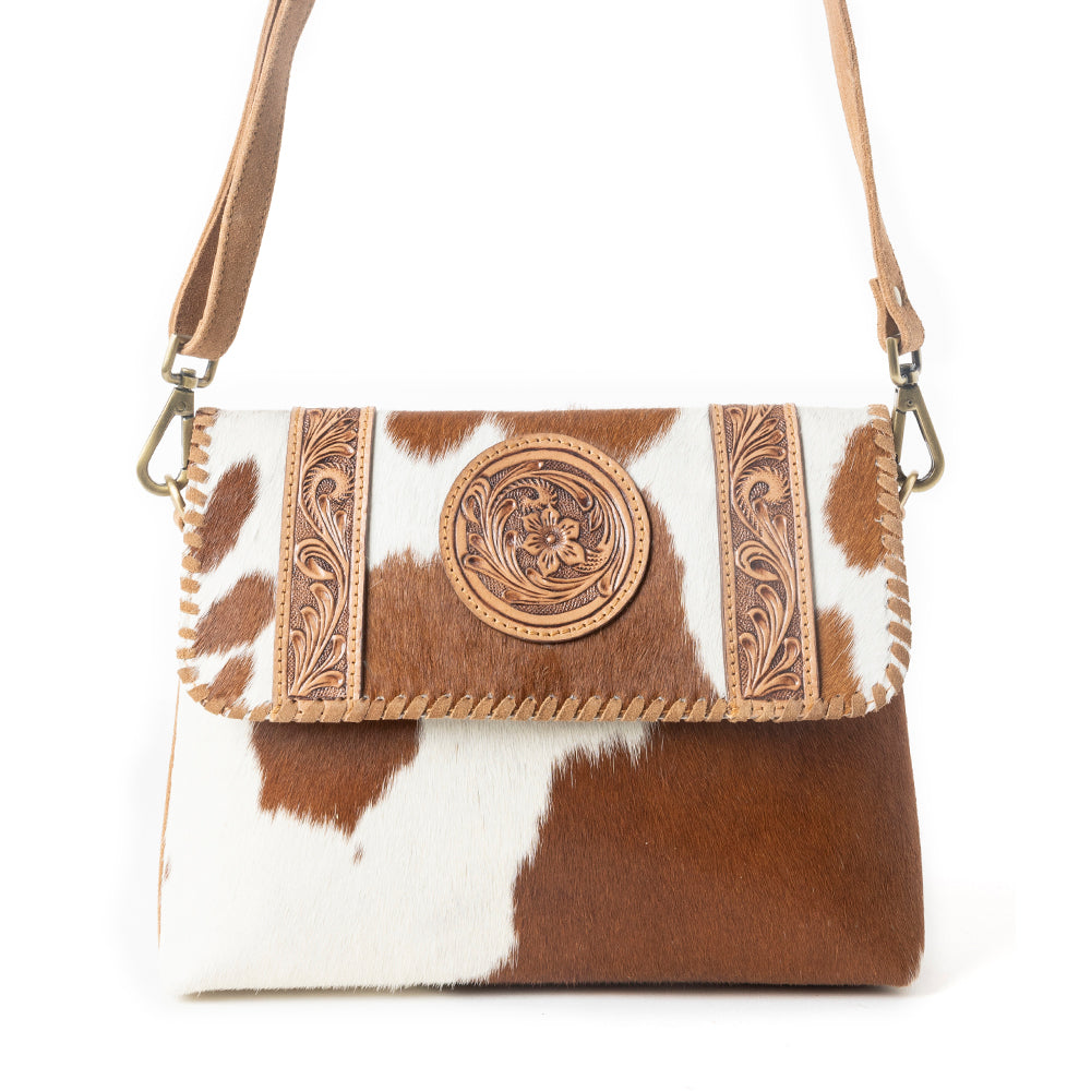 Myra Dustland Trails Handtooled Bag in Desert Hide & Snow Drift