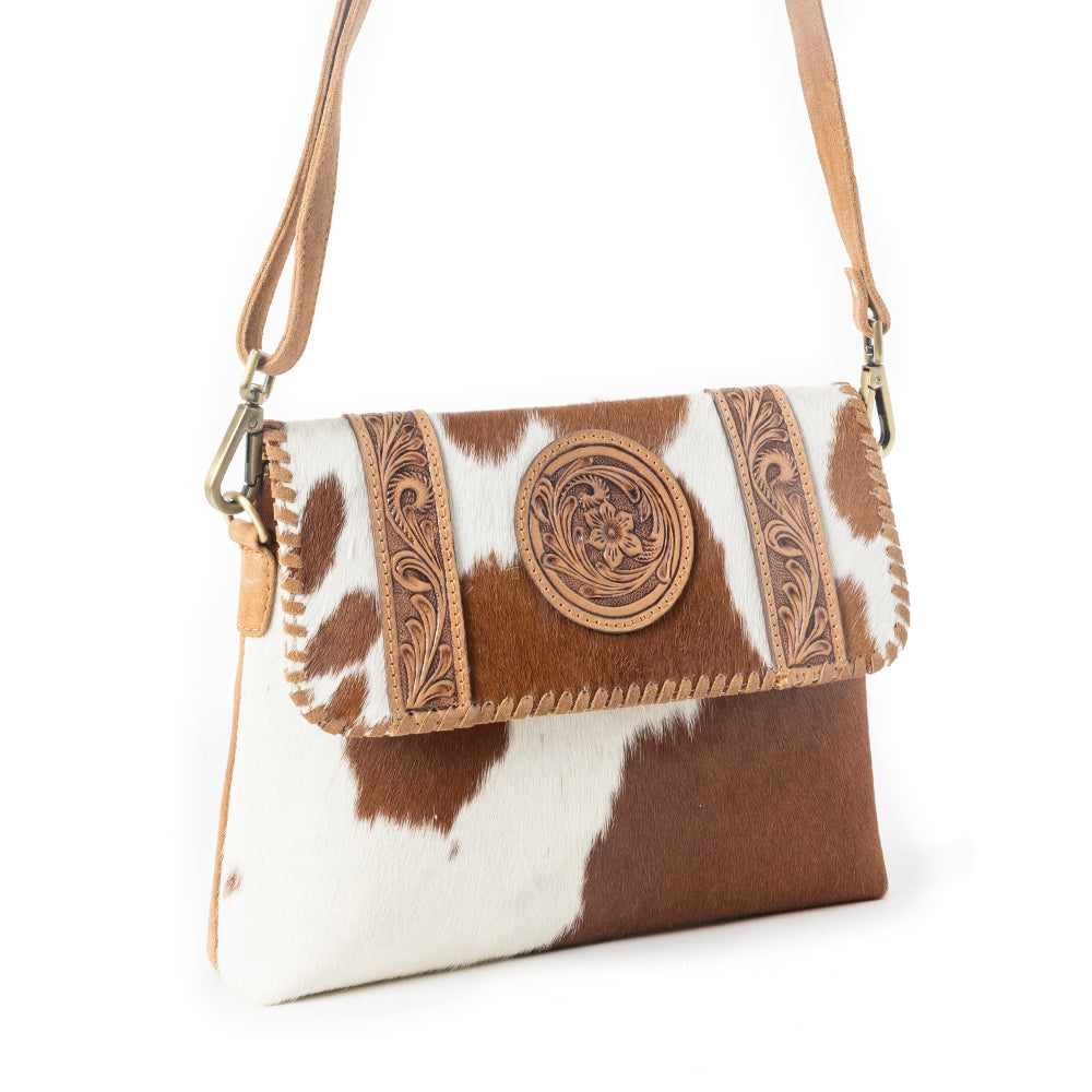 Myra Dustland Trails Handtooled Bag in Desert Hide & Snow Drift