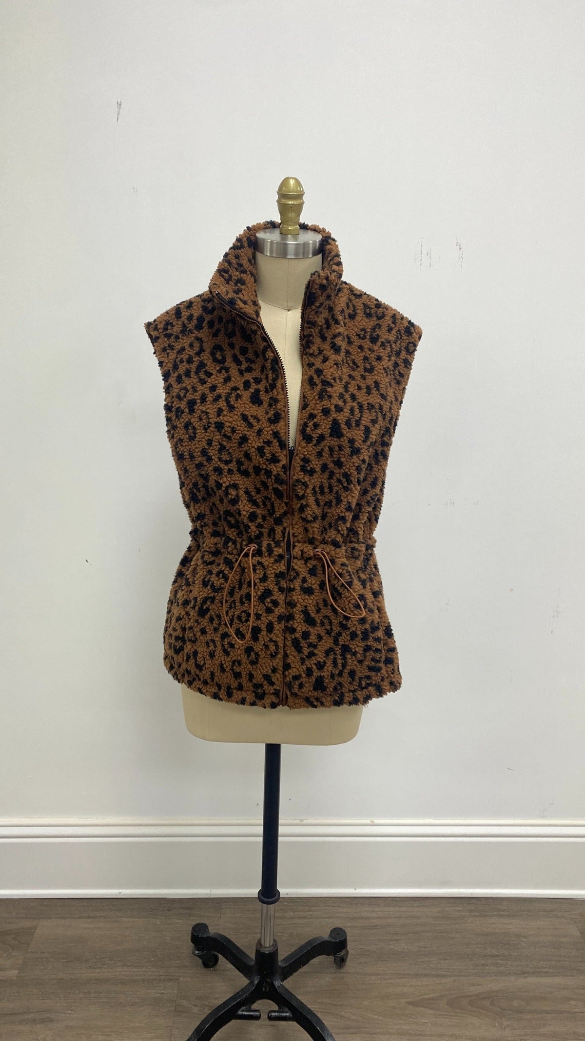 Leopard Sherpa Reversible Zip Puffy Vest