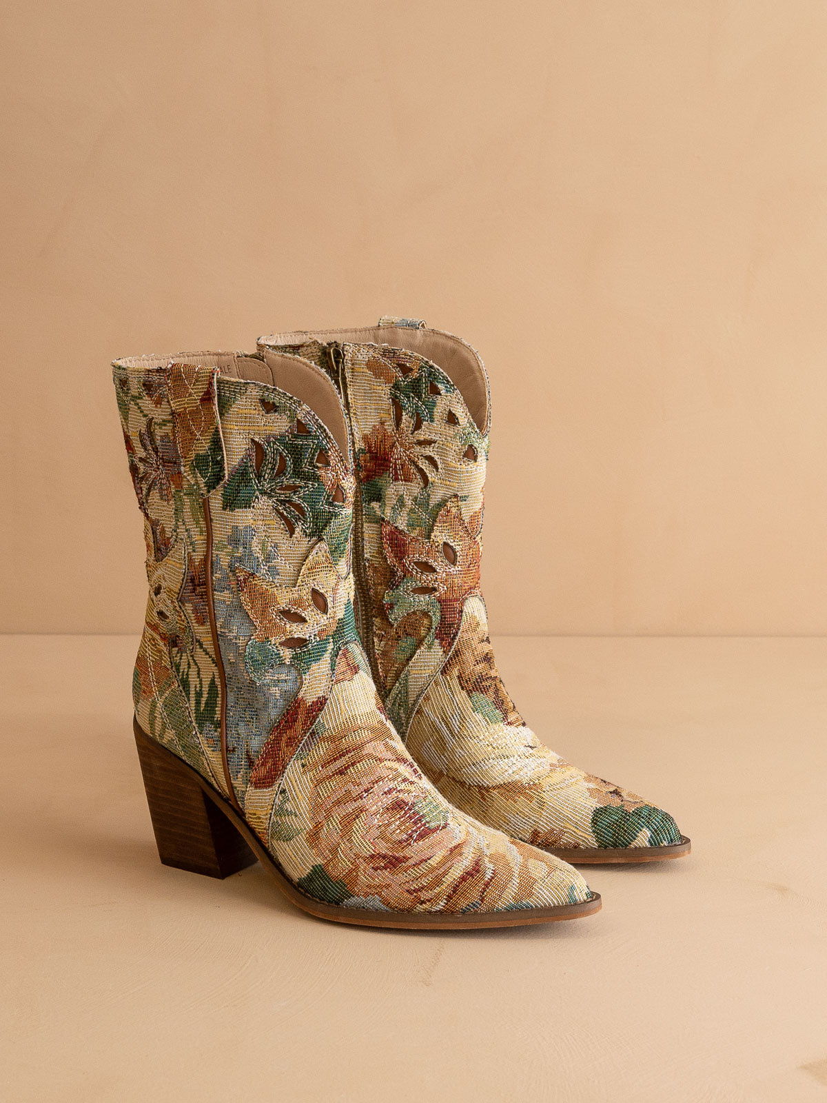 The Sorrel | Vintage Floral Print Western Cowgirl Bootie