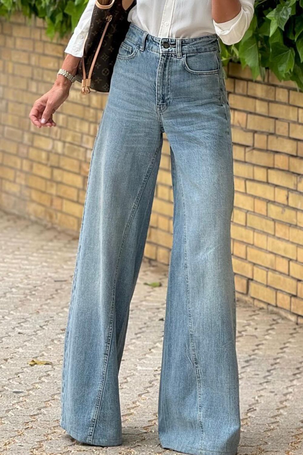 Wide Leg Jeans with Pockets 31" INSEAM