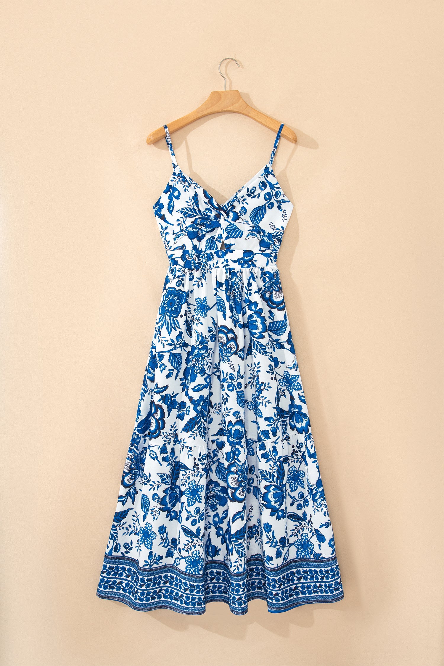 Sunny Angela Women's Twisted Bust Backless Floral Spaghetti Strap Maxi Dress - Sunny Angela Sky Blue / XL Sunny Angela Women's Twisted Bust Backless Floral Spaghetti Strap Maxi Dress - Sunny Angela Sky Blue / XL